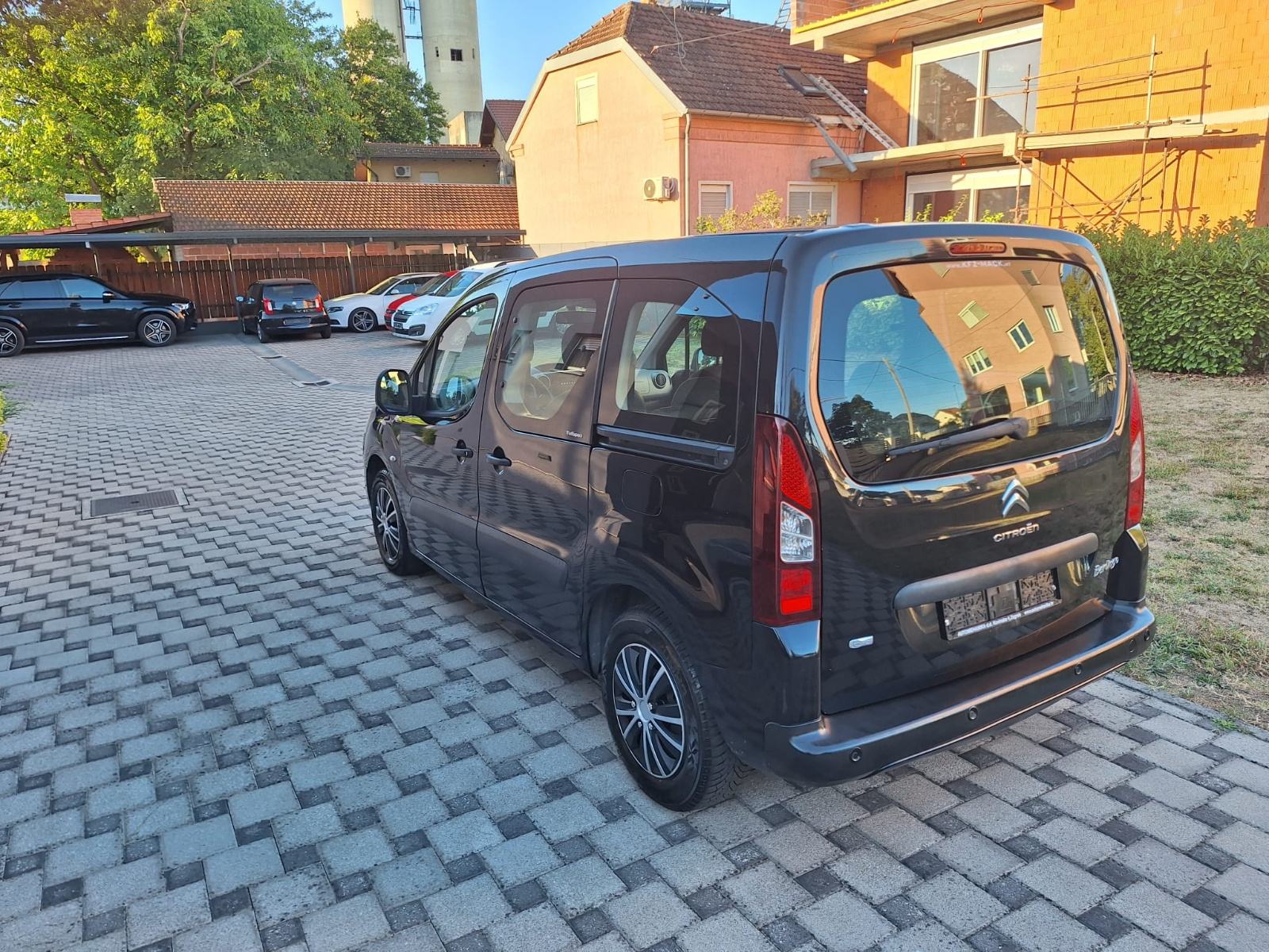 Citroën Berlingo 1,6 HDi **TOP STANJE**, fotografija 4