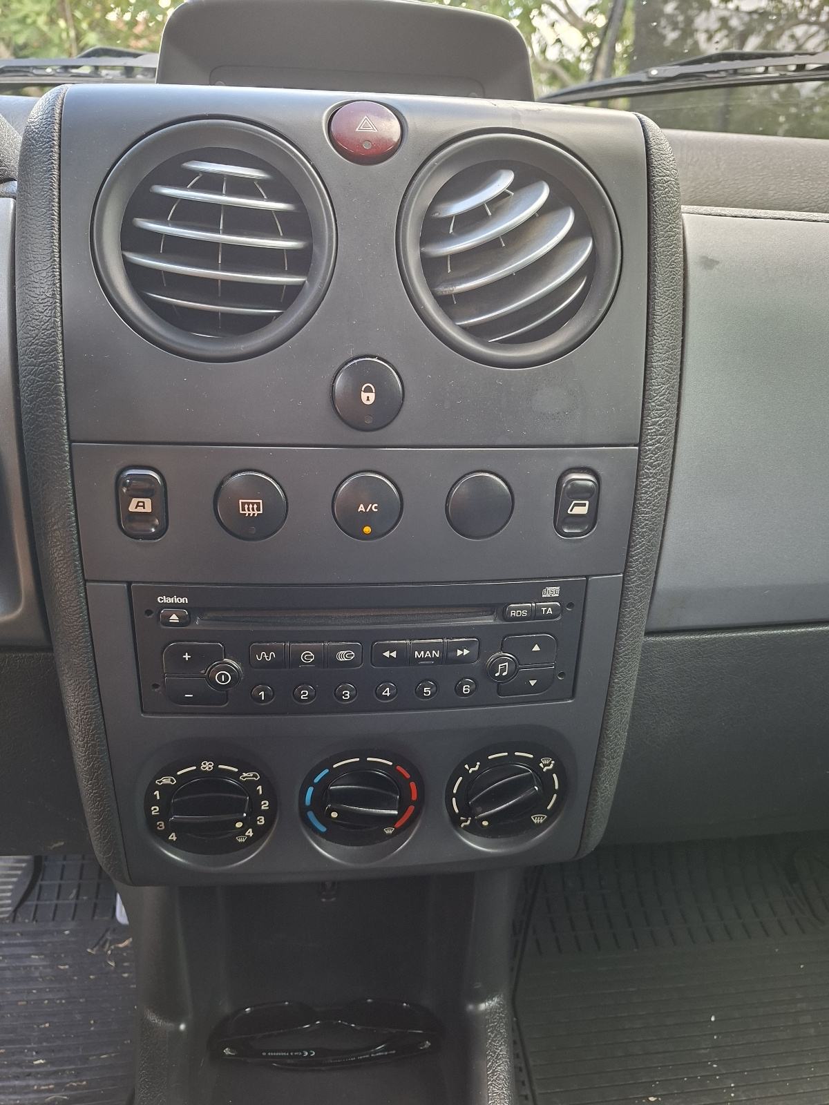 Citroën Berlingo 2.0 Hdi, fotografija 5