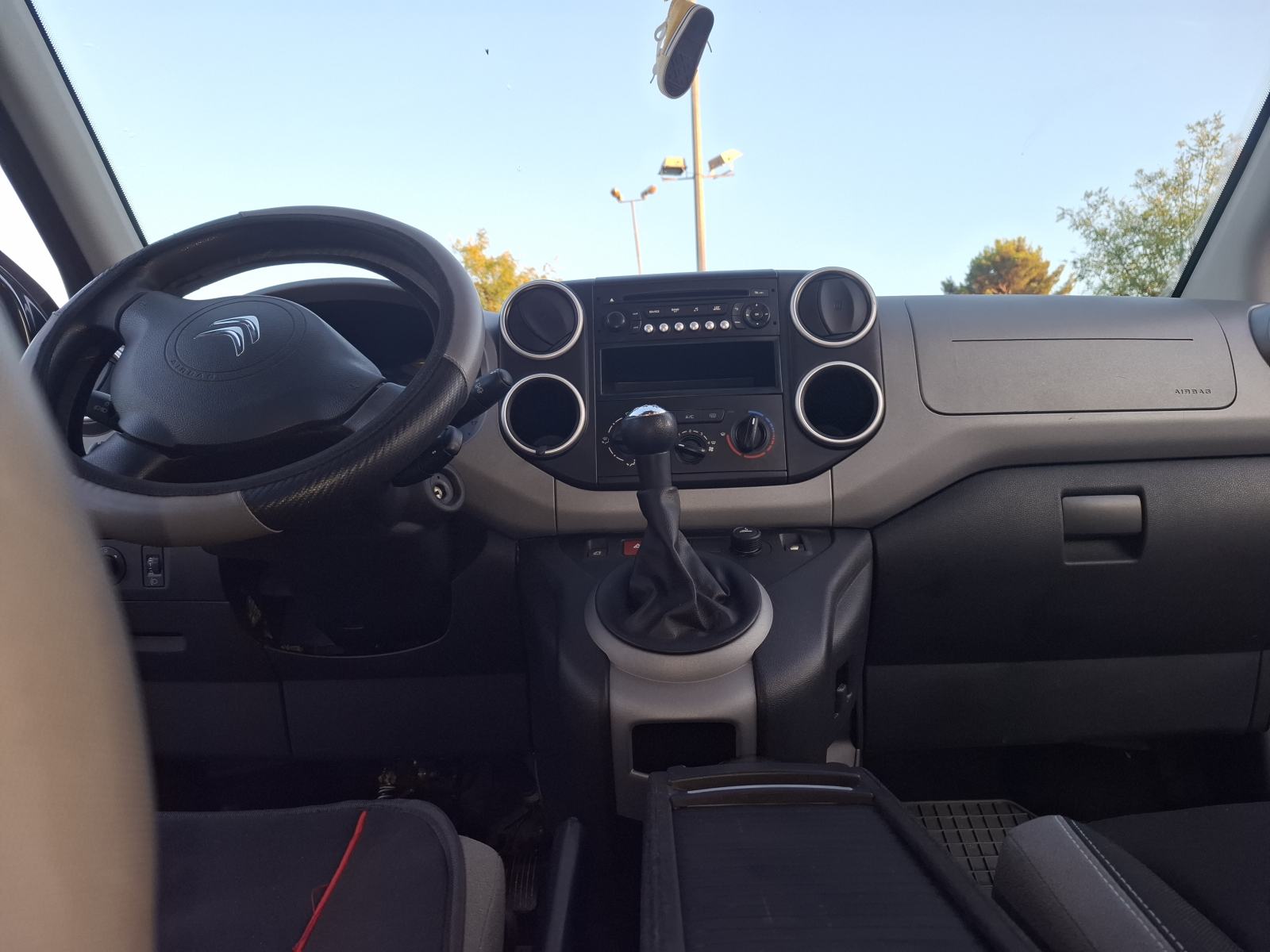 Citroën Berlingo BlueHDi- SAMO 41400 km, fotografija 3