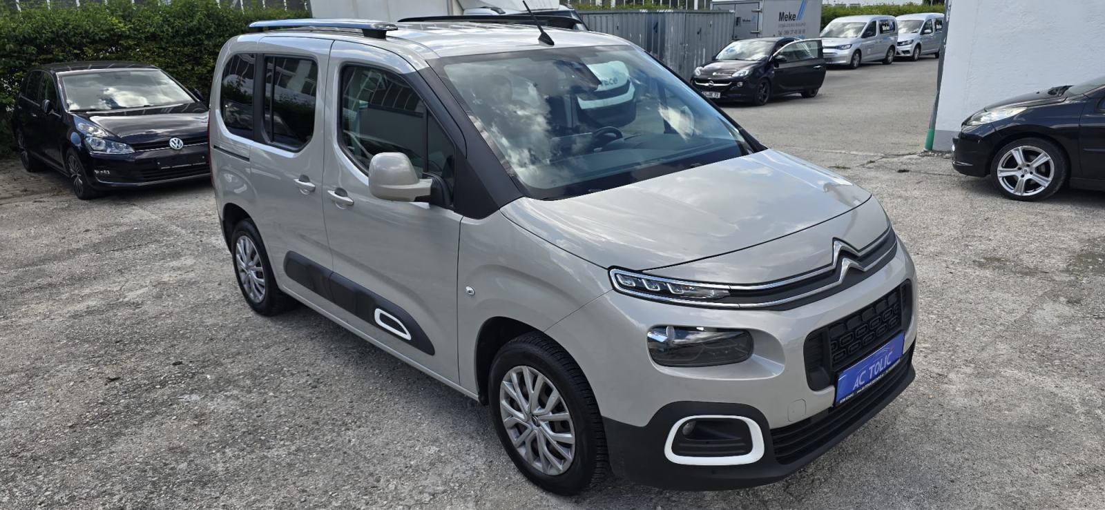 Citroën Berlingo Feel M, 1,5 BlueHDI AUTOMATIK, fotografija 2