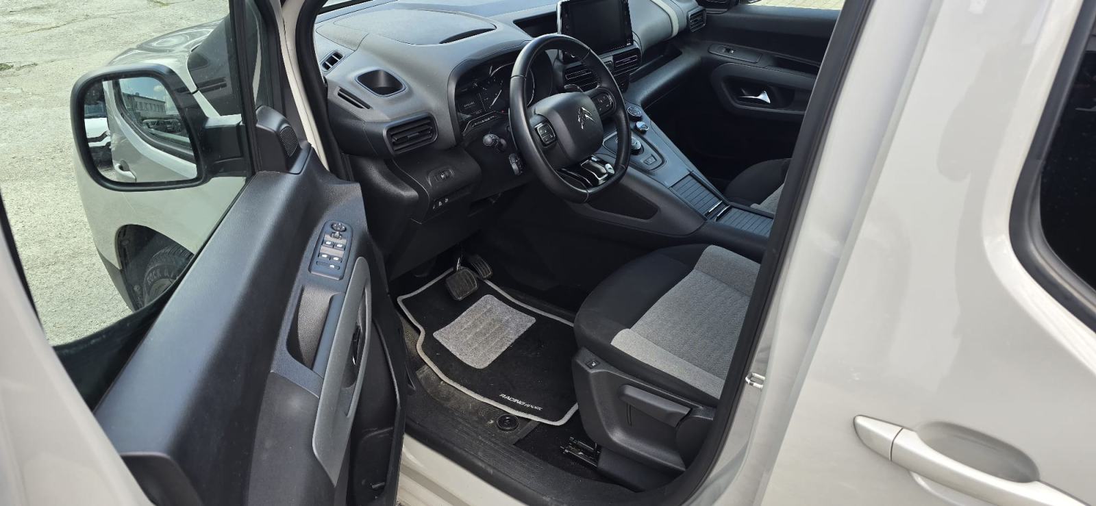 Citroën Berlingo Feel M, 1,5 BlueHDI AUTOMATIK, fotografija 11