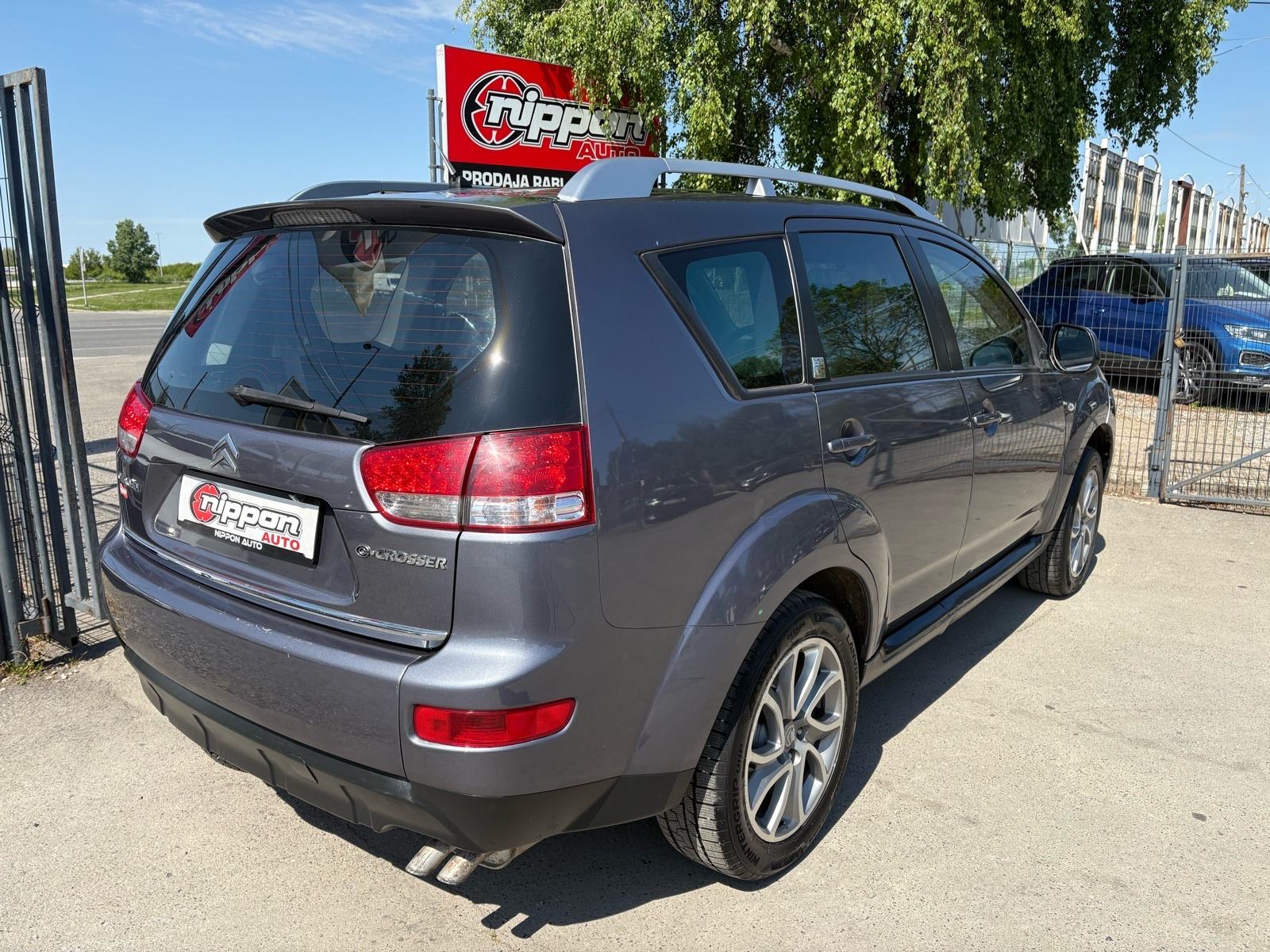Citroën C-Crosser 2,2 HDi 4x4 - 7 SJEDALA - KLIMA - AUTOKREDIT, fotografija 6