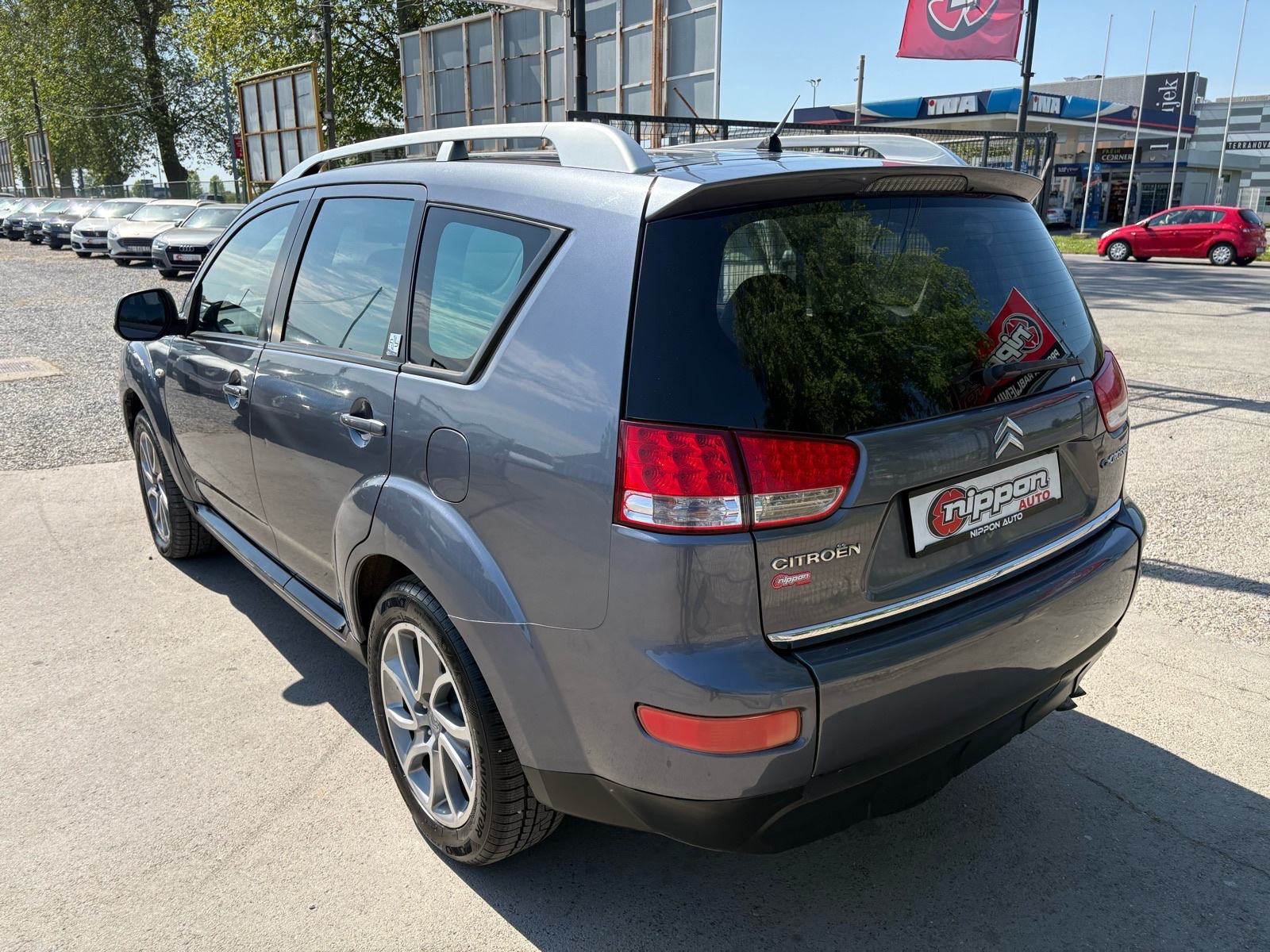 Citroën C-Crosser 2,2 HDi 4x4 - 7 SJEDALA - KLIMA - AUTOKREDIT, pogled izvana - slika 4