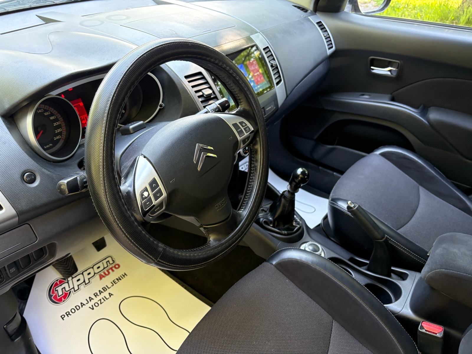 Citroën C-Crosser 2,2 HDi 4x4 - 7 SJEDALA - KLIMA - AUTOKREDIT, fotografija 10