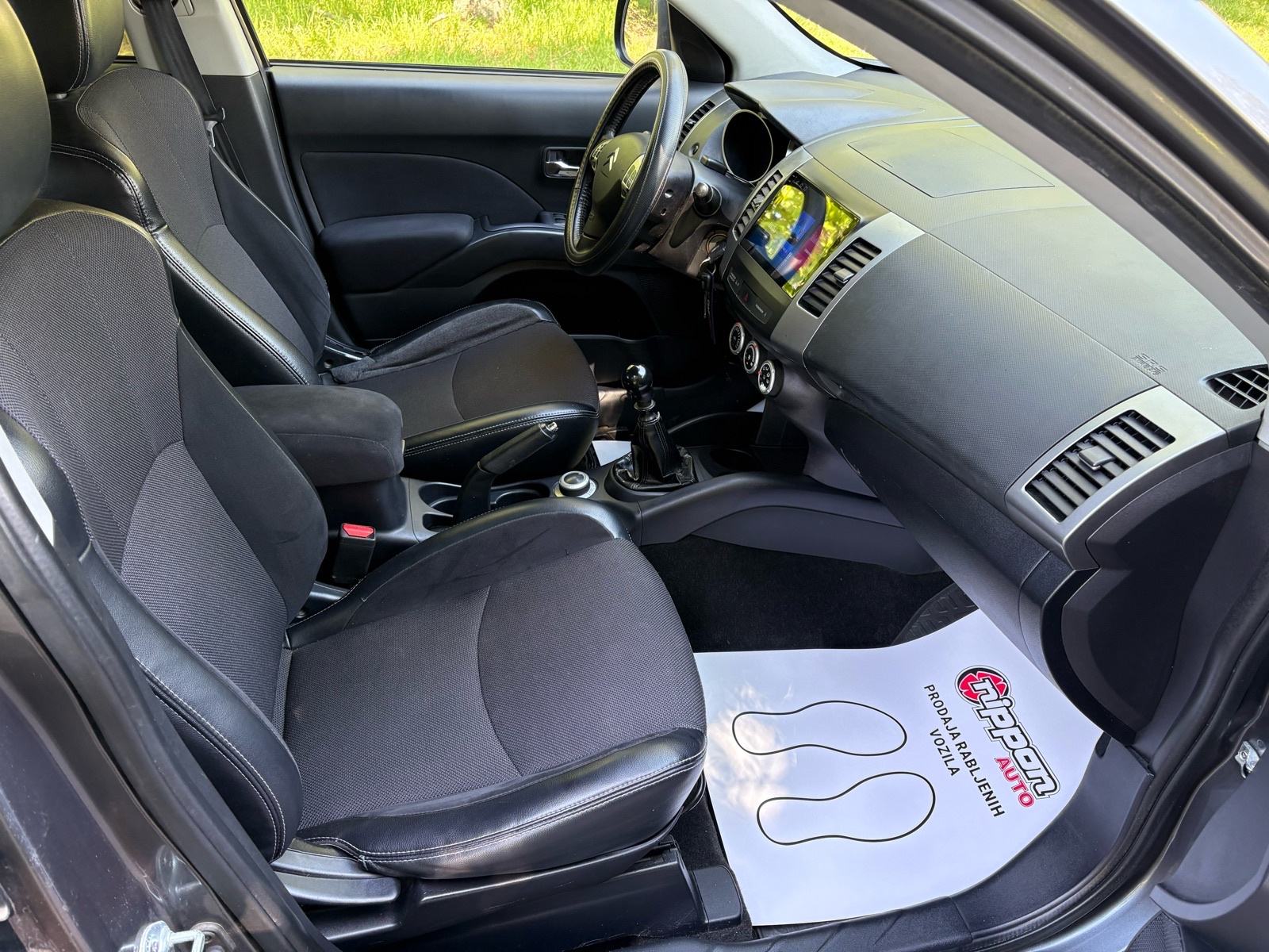 Citroën C-Crosser 2,2 HDi 4x4 - 7 SJEDALA - KLIMA - AUTOKREDIT, fotografija 20