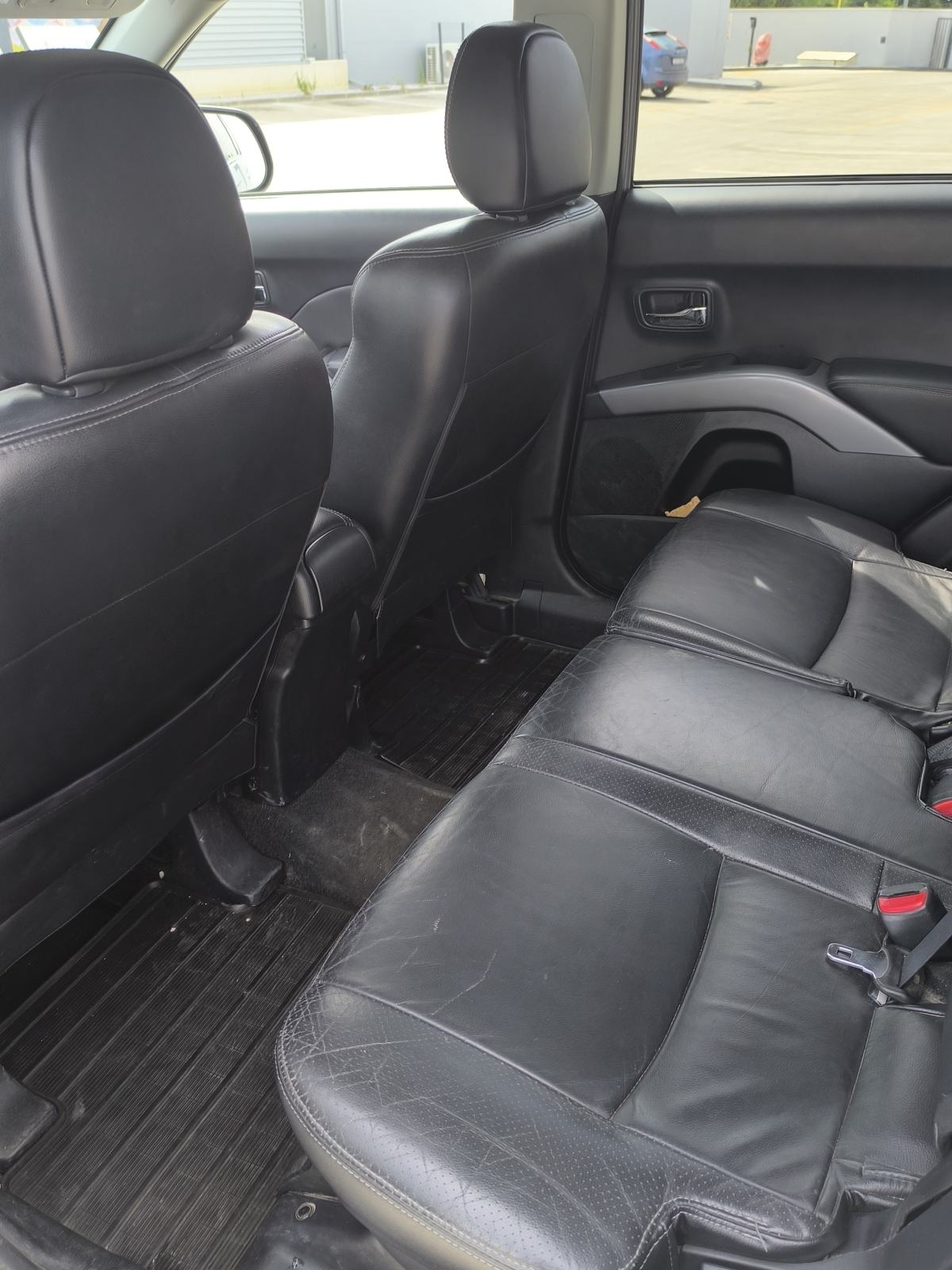 Citroën C-Crosser 2.4 16V automatik, fotografija 8