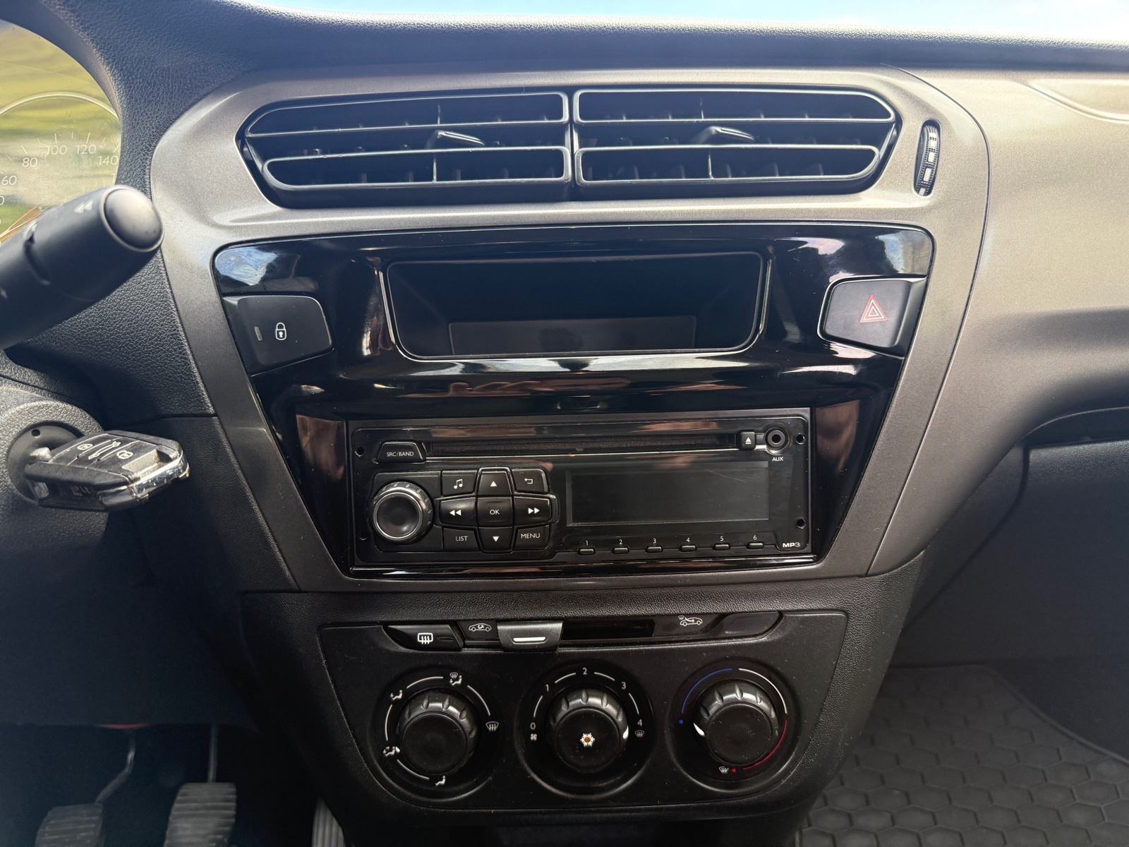 Citroën C-Elysee 1,6 HDi *REG 07/27 Euro 6*, fotografija 8