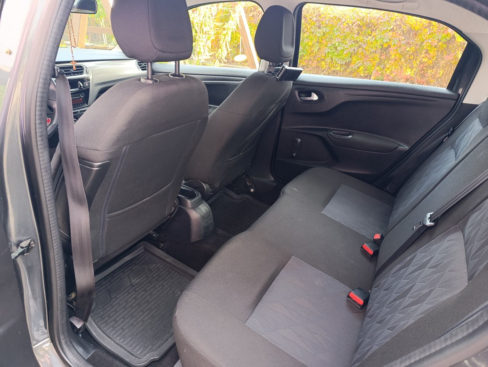 Citroën C-Elysee PureTech, fotografija 3