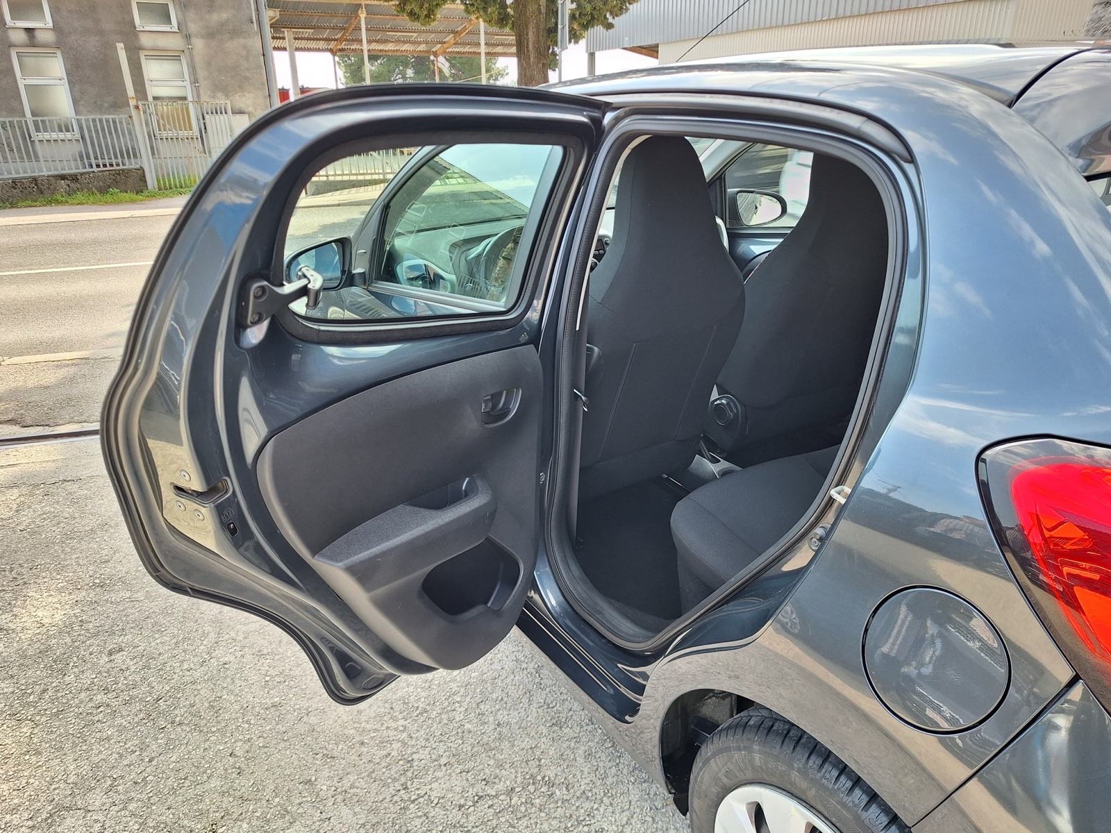 Citroën C1 1,0 automatik ‼️100.000 KM./LED/KLIMA‼️AKCIJA, fotografija 20