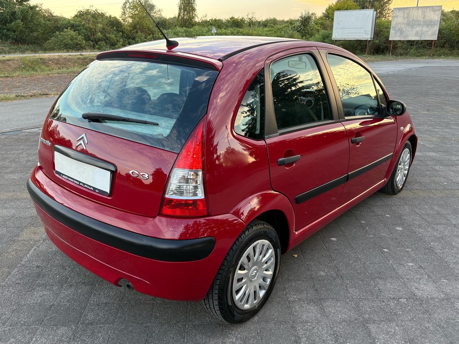 Citroën C3 1.1i klima,servo,reg.05/2027 ODLICAN, fotografija 7