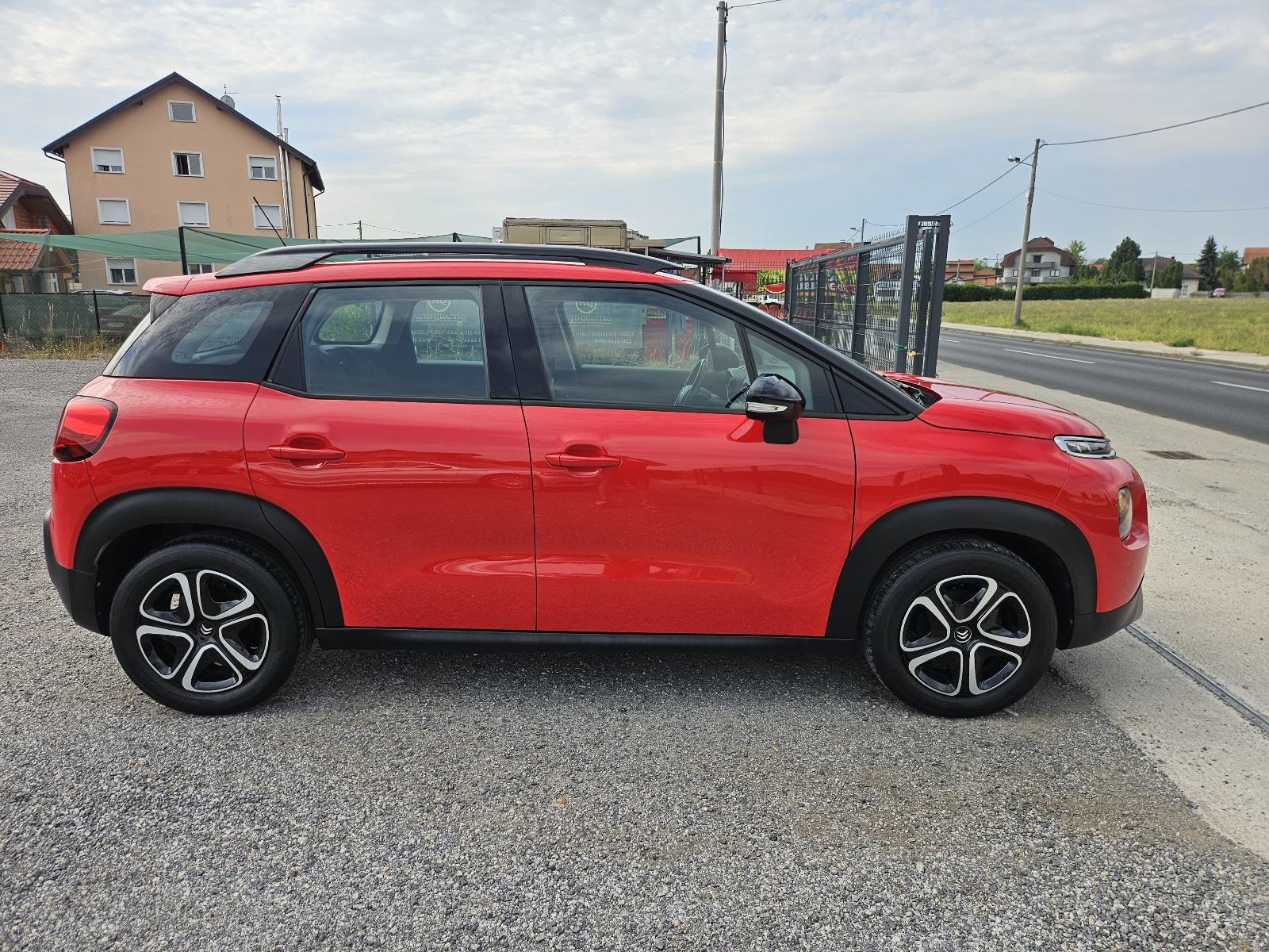 Citroën C3 1,2 Aircross SHINE NAVI SERVISNA 40000km 12/24 MJ JAMSTVO, fotografija 4