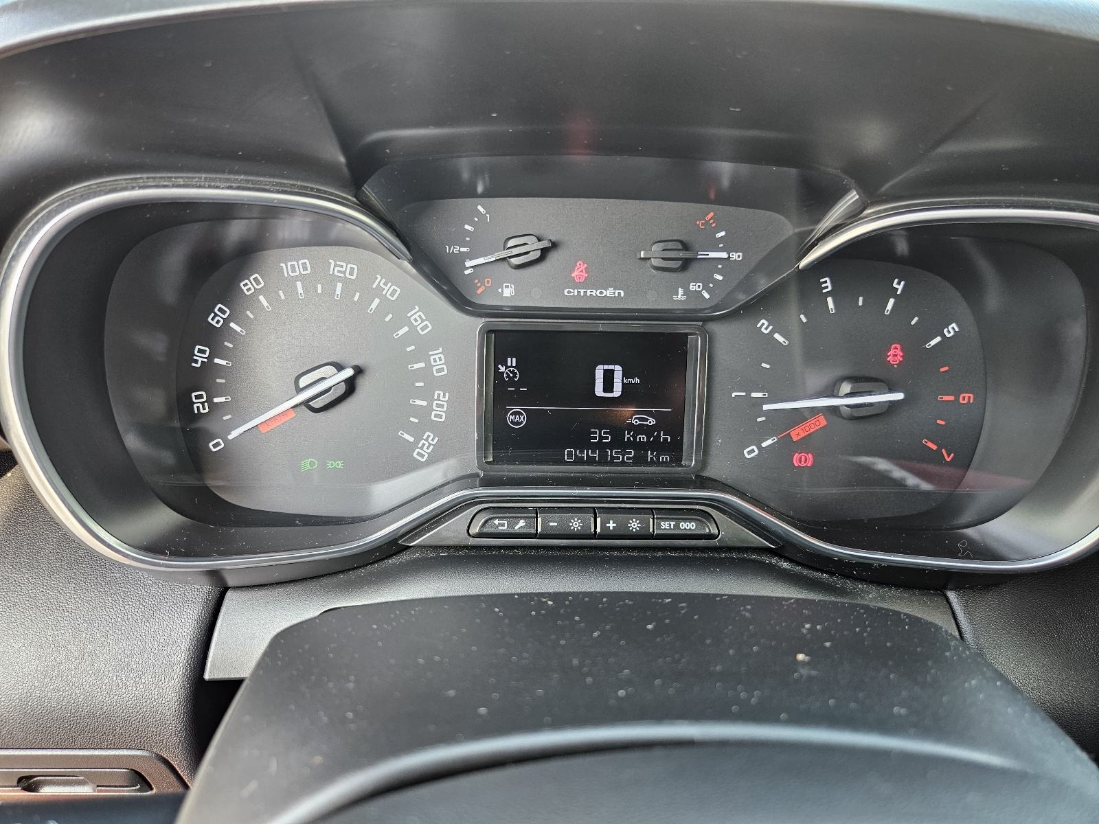 Citroën C3 1,2 Aircross SHINE NAVI SERVISNA 40000km 12/24 MJ JAMSTVO, fotografija 15
