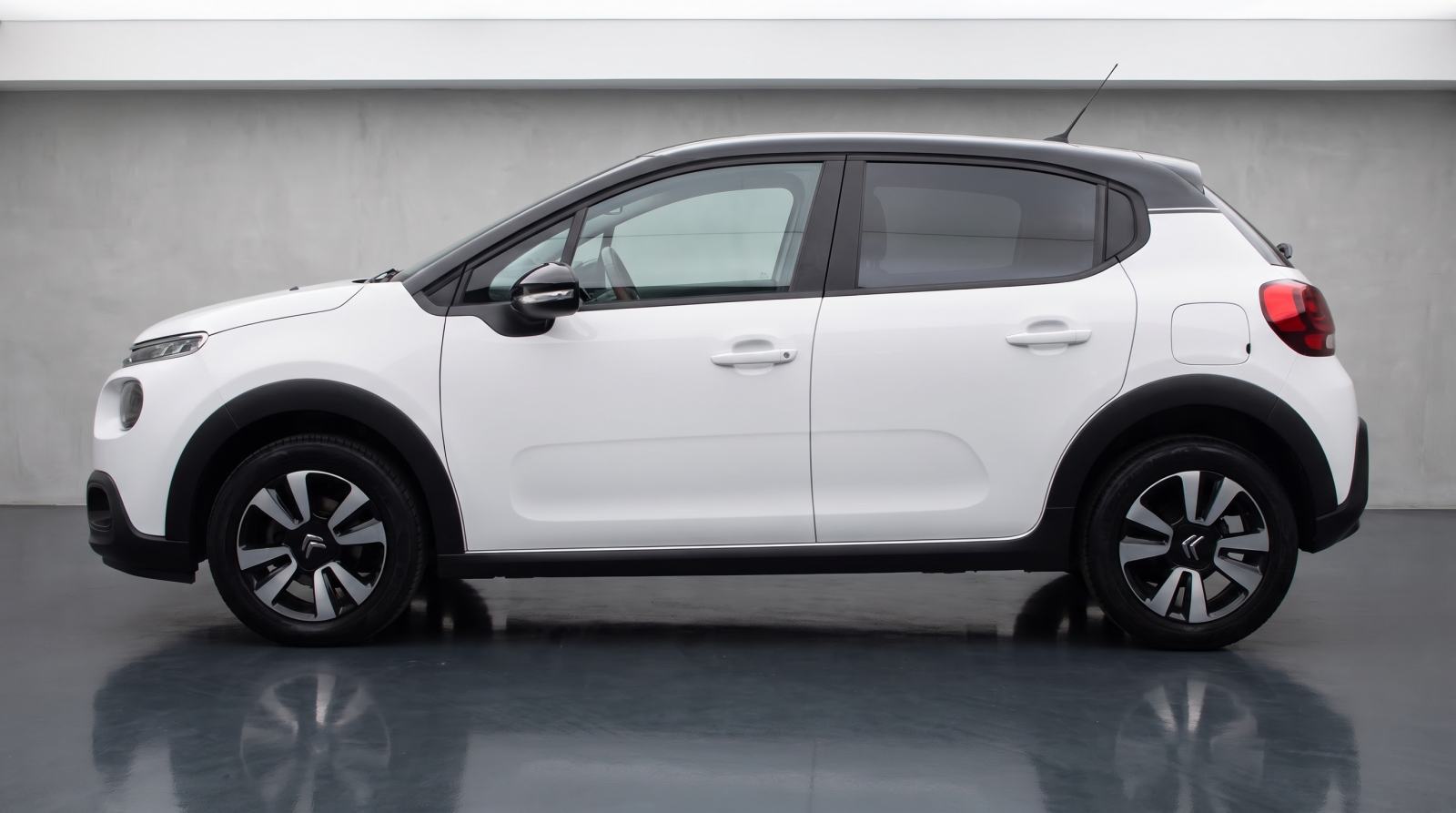 Citroën C3 1,2 FEEL PACK SAMO 50000 KM NOV AUTO!!!!, fotografija 6