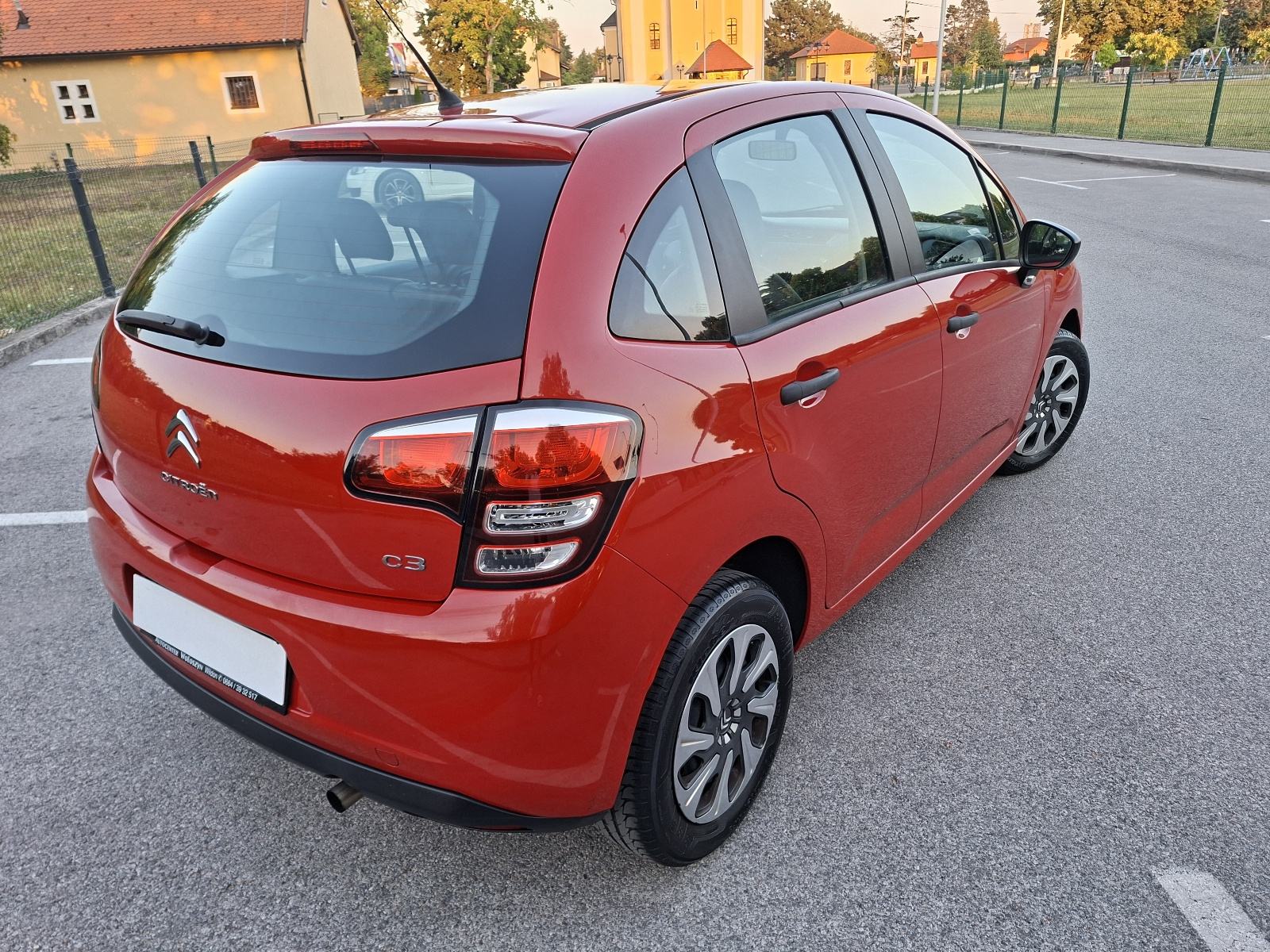 *Citroën C3 1.2*LIVE*KLIMA*2016.*REG.1 GOD.*, fotografija 6