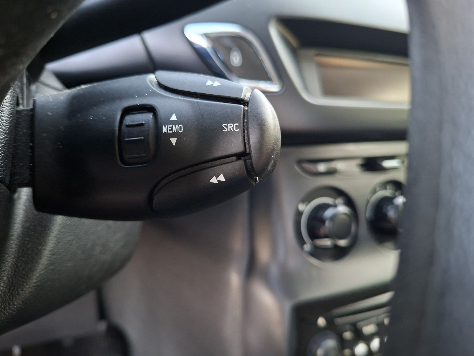 *Citroën C3 1.2*LIVE*KLIMA*2016.*REG.1 GOD.*, fotografija 18