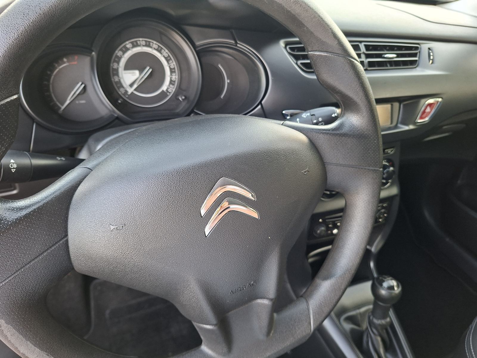 *Citroën C3 1.2*LIVE*KLIMA*2016.*REG.1 GOD.*, fotografija 19