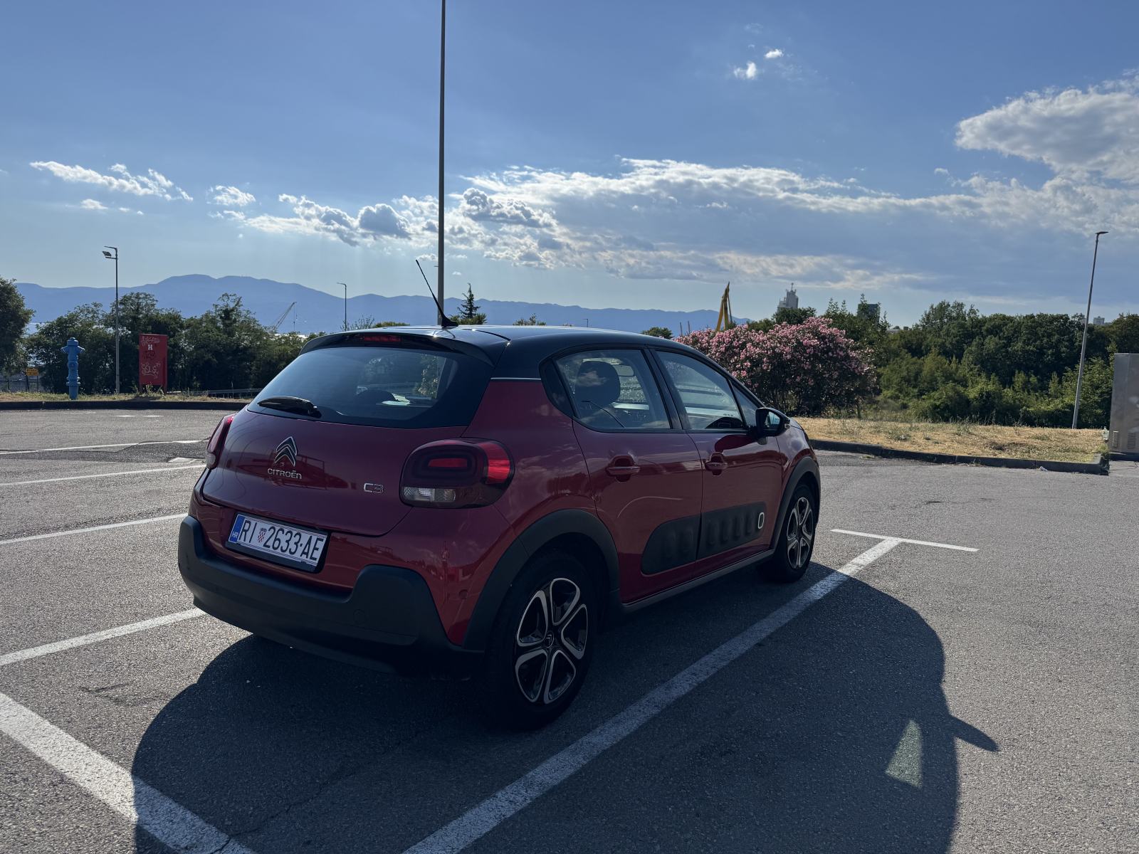 Citroën C3 1,2 PureTech 110 KS (81 kw), fotografija 4