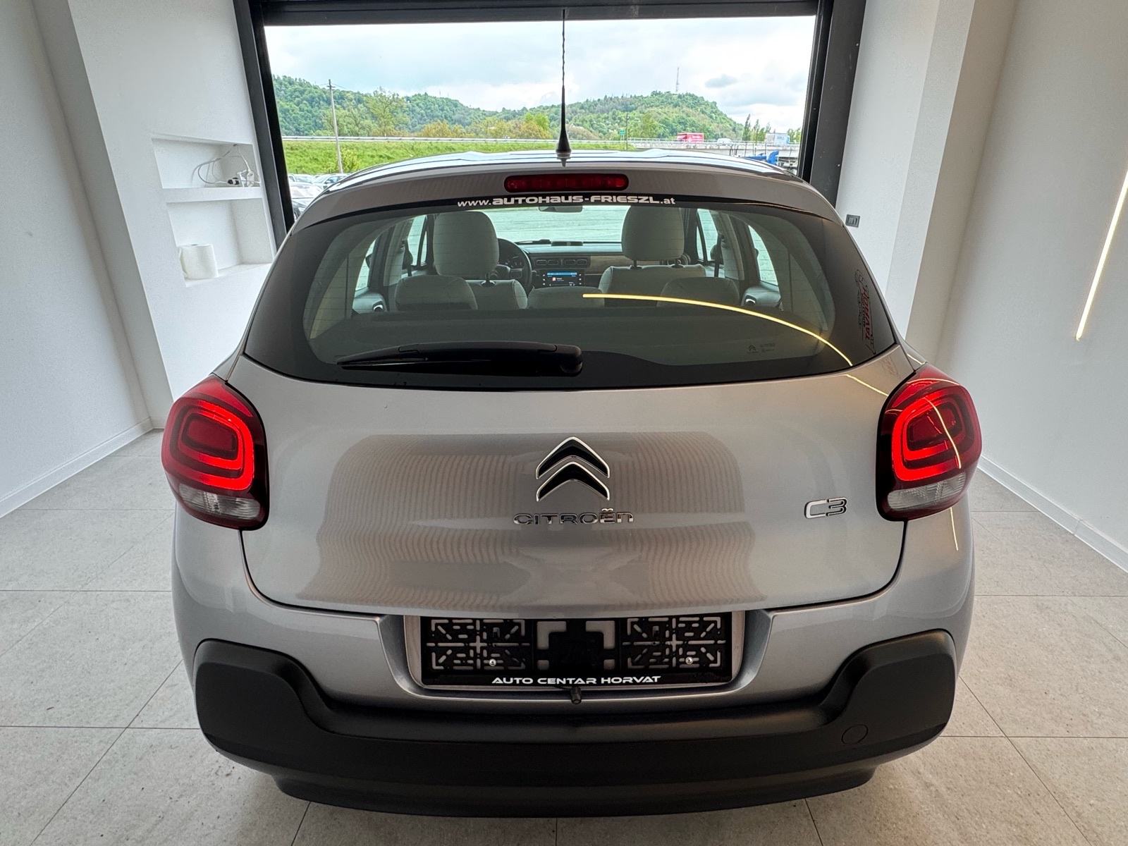 Citroën C3 1,2 PureTech 2024.; 1. vl.; 24 tkm; Klima; 5 vrata;, fotografija 6