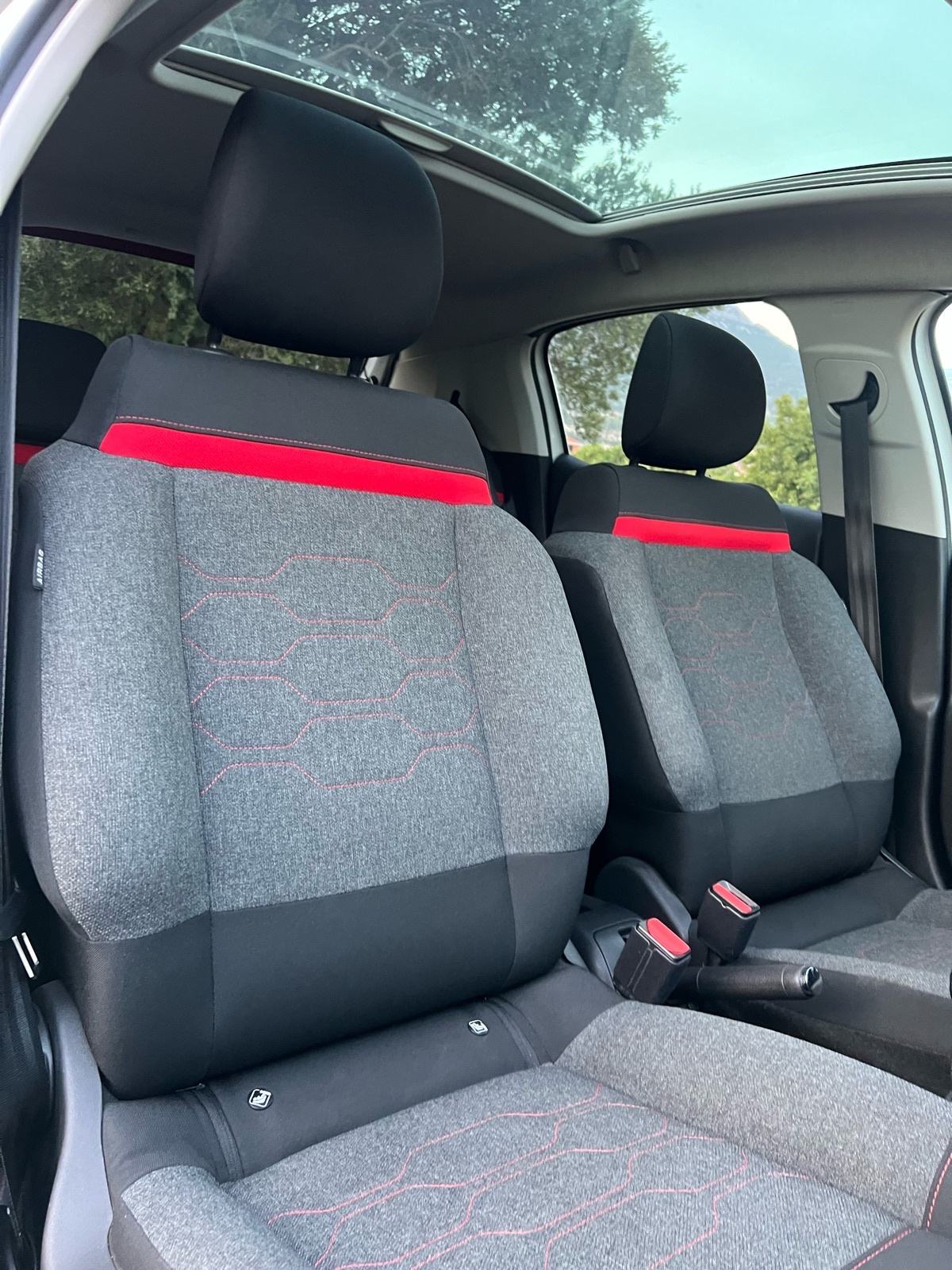 Citroën C3 1,2 PureTech SHINE, fotografija 9