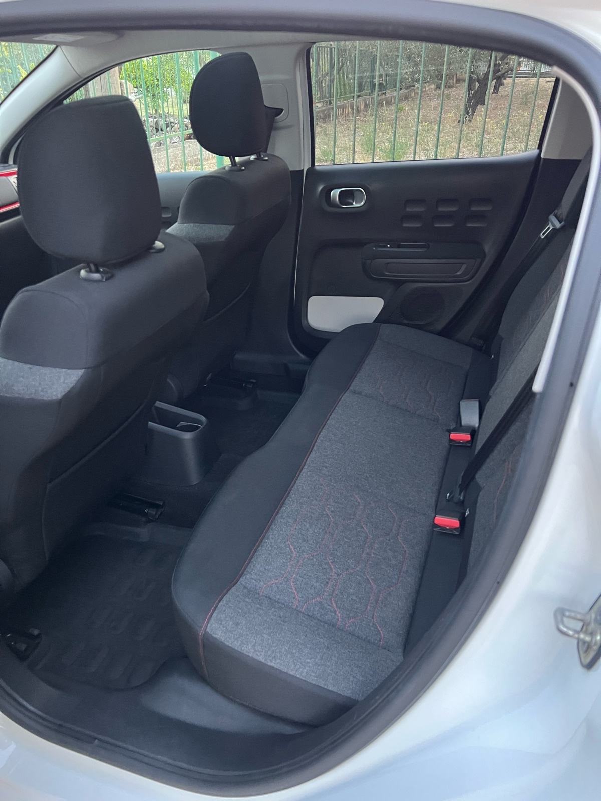 Citroën C3 1,2 PureTech SHINE, fotografija 12