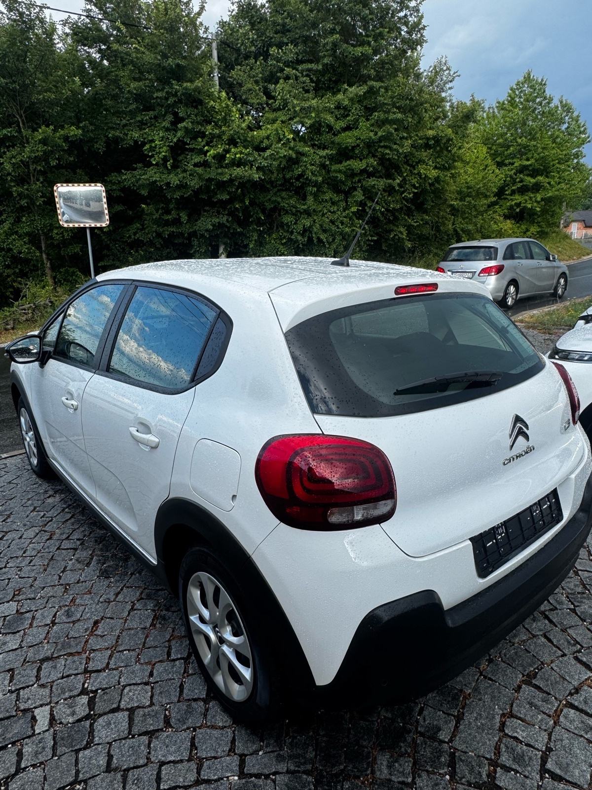 Citroën C3 1,2-LED-NAVI-PARK SENZ-SERVISNA-JAMSTVO 12 MJ, fotografija 5