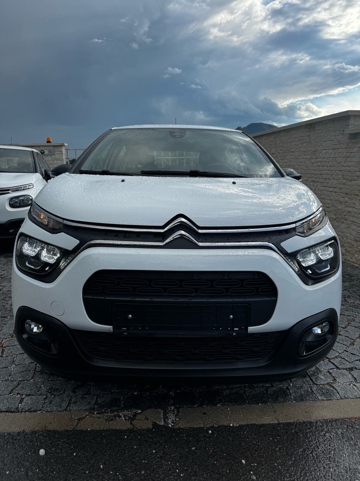 Citroën C3 1,2-LED-NAVI-PARK SENZ-SERVISNA-JAMSTVO 12 MJ, fotografija 3
