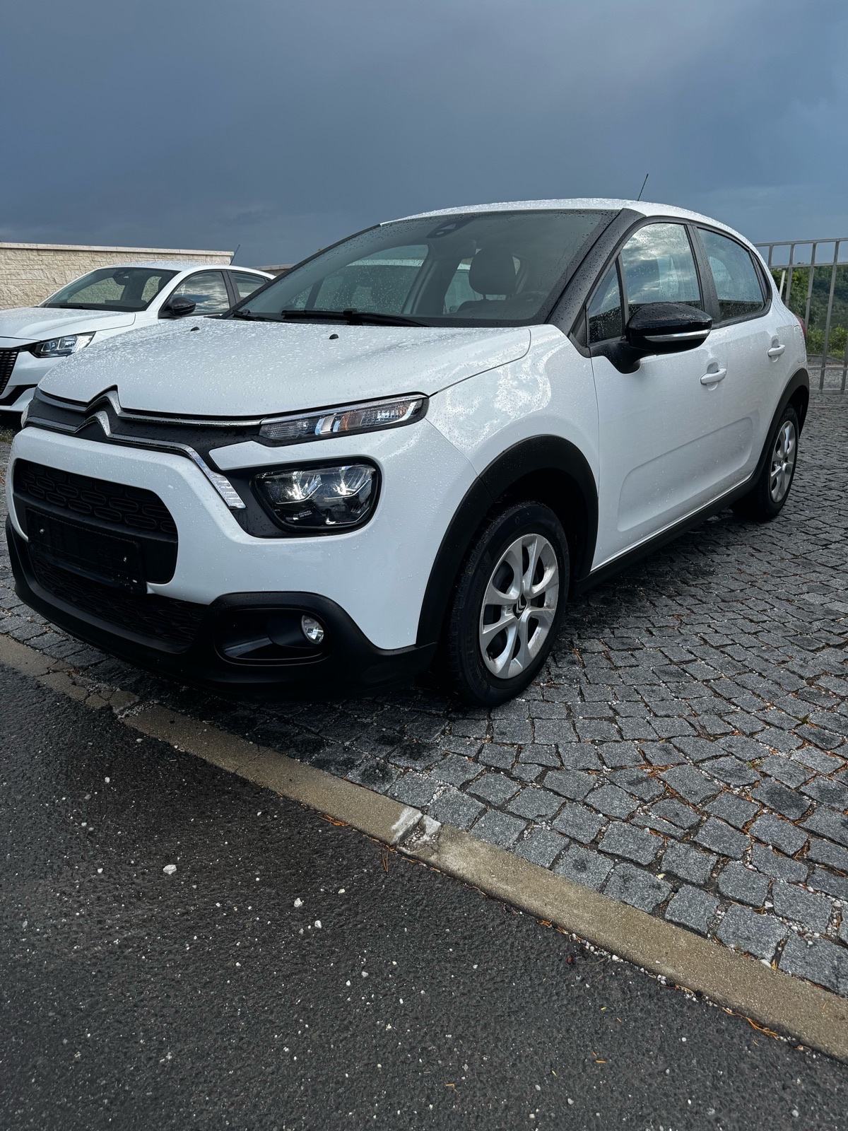 Citroën C3 1,2-LED-NAVI-PARK SENZ-SERVISNA-JAMSTVO 12 MJ, fotografija 2