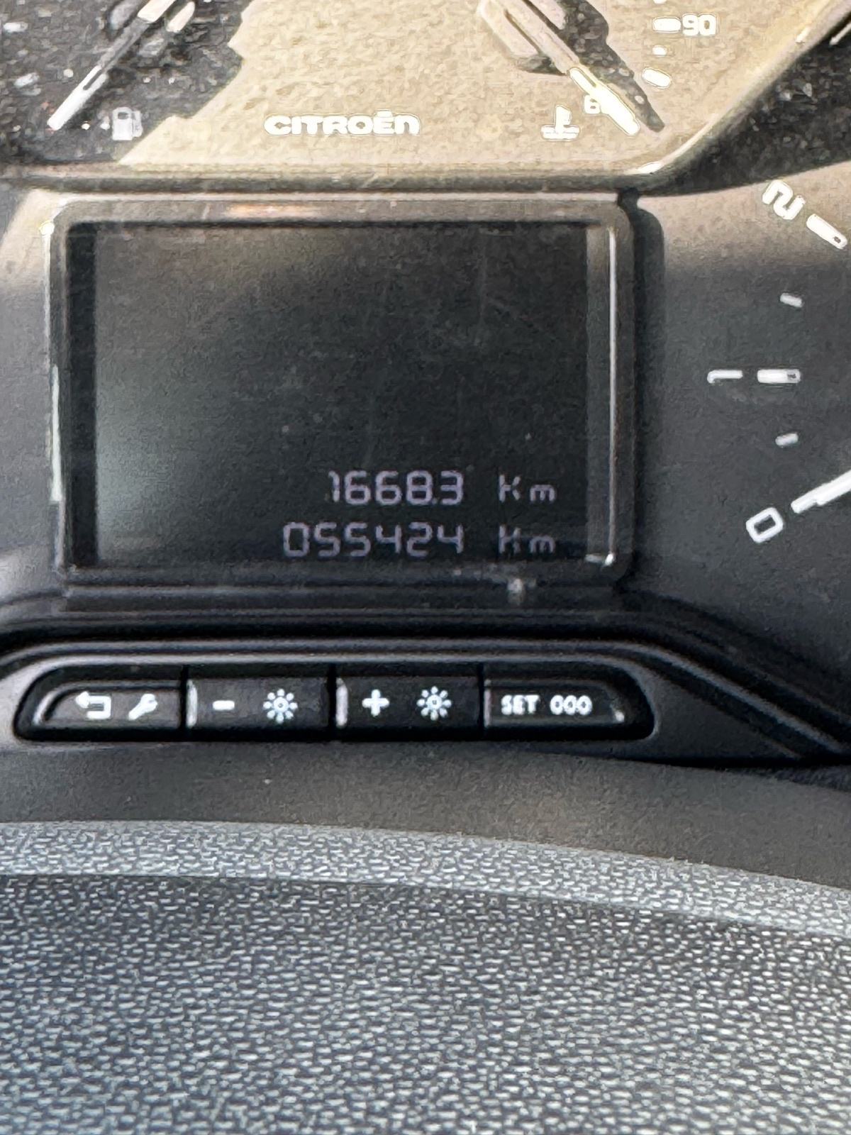 Citroën C3 1,2-LED-NAVI-PARK SENZ-SERVISNA-JAMSTVO 12 MJ, fotografija 16