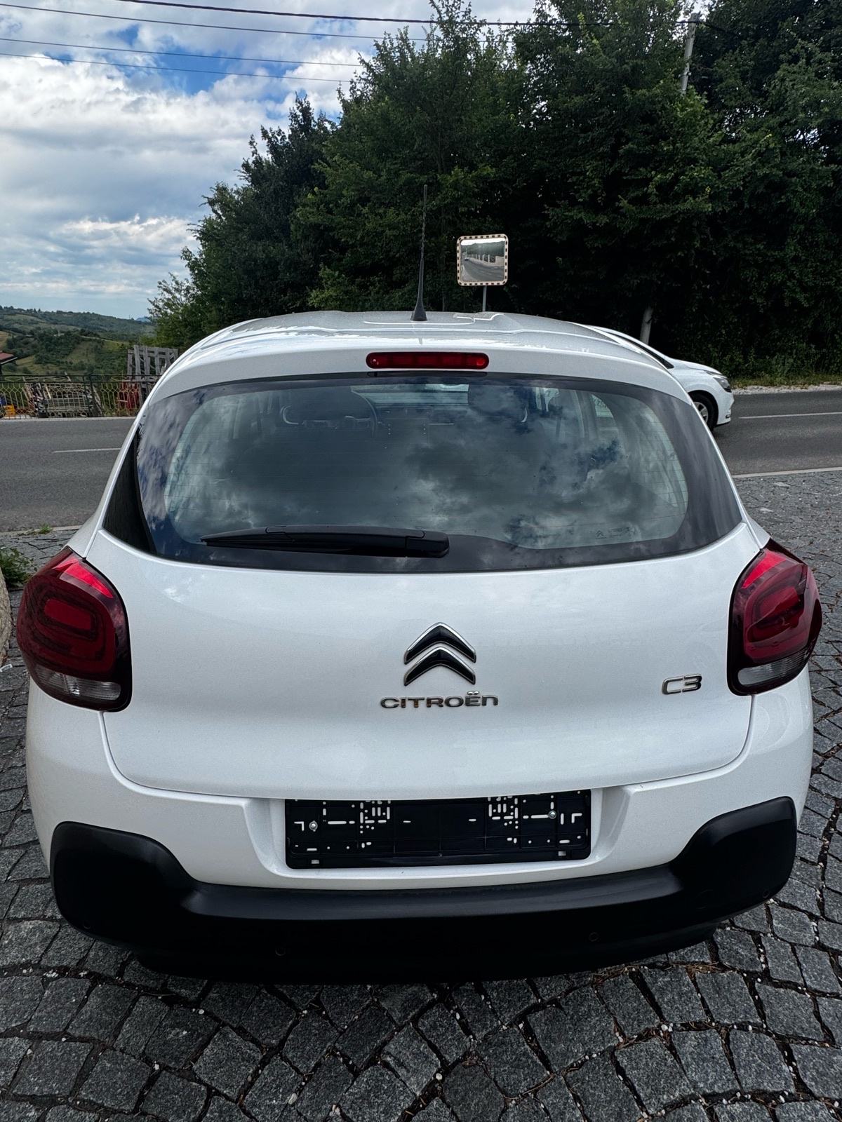 Citroën C3 1,2- FULL LED-NAVI-PARK SENZ-SERVISNA-JAMSTVO 12 MJ, fotografija 8
