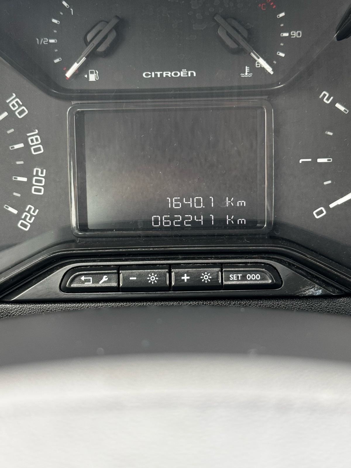 Citroën C3 1,2- FULL LED-NAVI-PARK SENZ-SERVISNA-JAMSTVO 12 MJ, fotografija 12