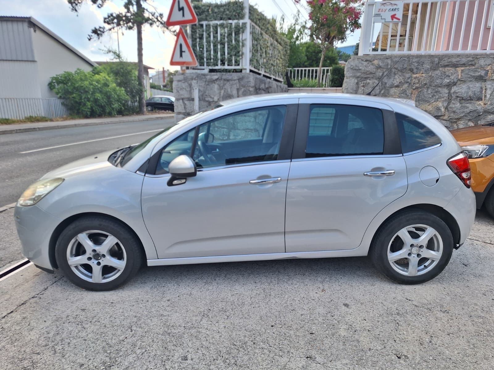 Citroën C3 1,2 ‼️REG.03/2027 HR AUTO ‼️NOVA DISTRIBUCIJA, fotografija 7