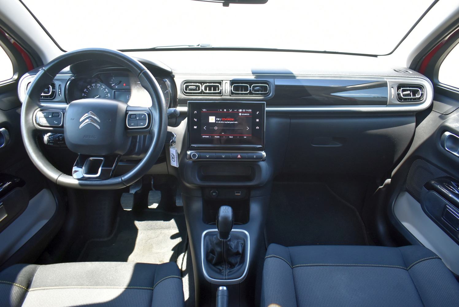 Citroën C3 1.2 Shine *HR* SERVISNA, JAMSTVO, REGISTRIRAN DO 02/27, fotografija 8