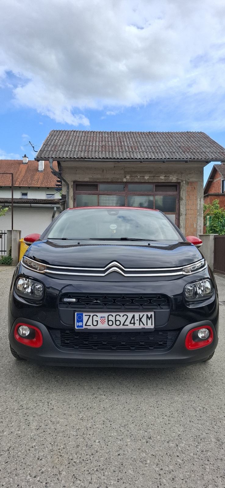 Citroën C3 1,2 Veliki servis, reg. godinu dana, nove gume, fotografija 2
