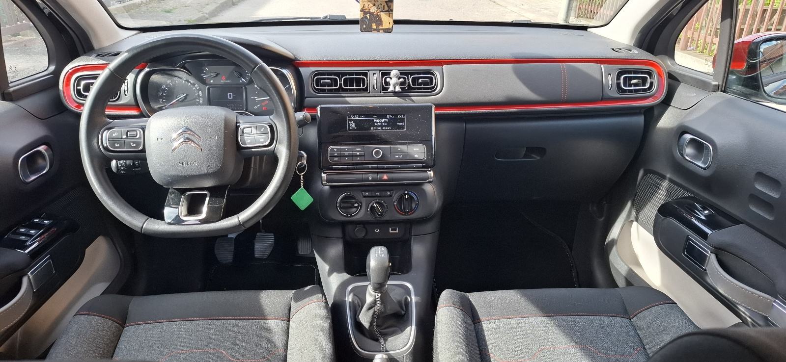 Citroën C3 1,2 Veliki servis, reg. godinu dana, nove gume, fotografija 12