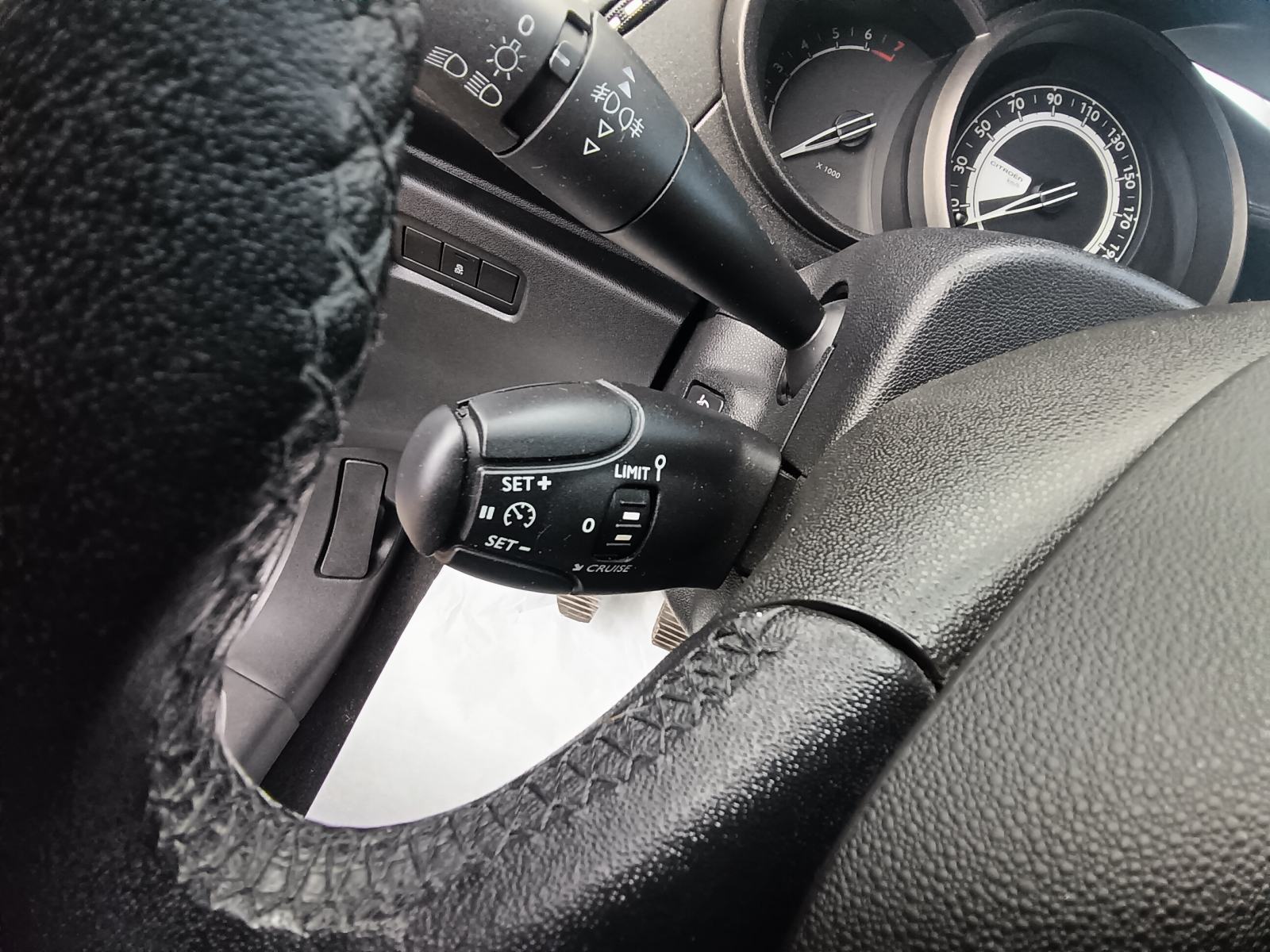 Citroën C3 1,2 VTi Izvrsno stanje!, fotografija 16