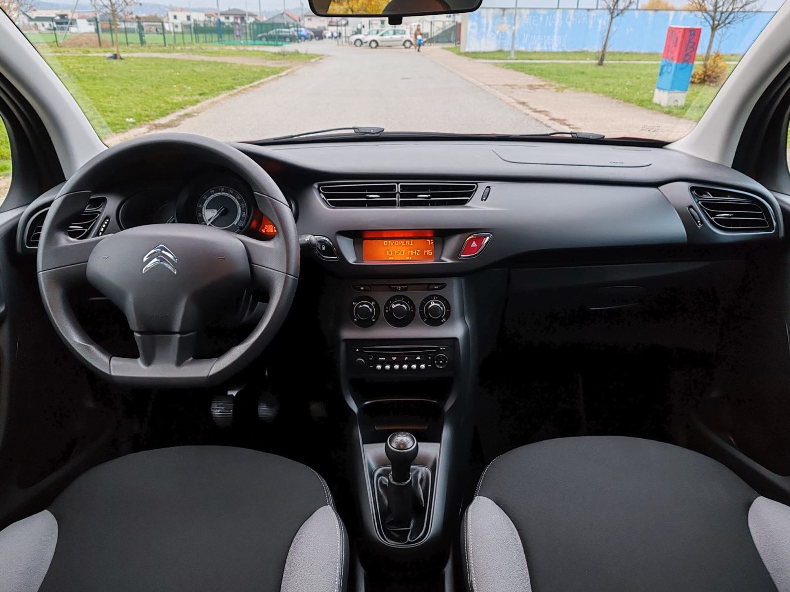 Citroën C3 1,2 VTi "'SAMO""16000" km, 2017 god, kartice 24/36, fotografija 13