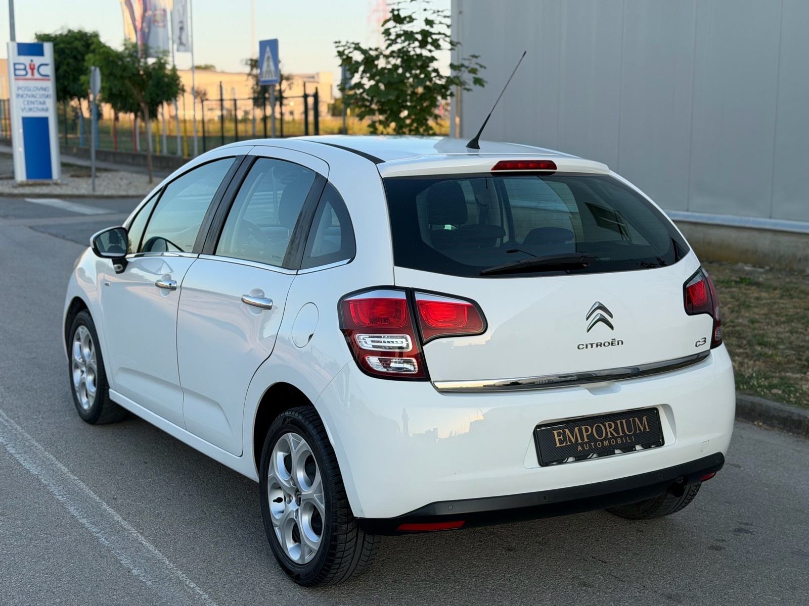 Citroën C3 1,2 Exclusive, fotografija 7