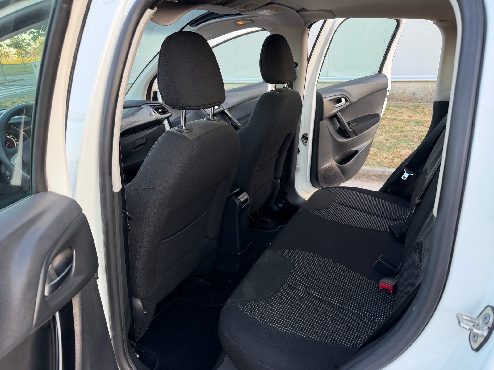 Citroën C3 1,2 Exclusive, fotografija 12