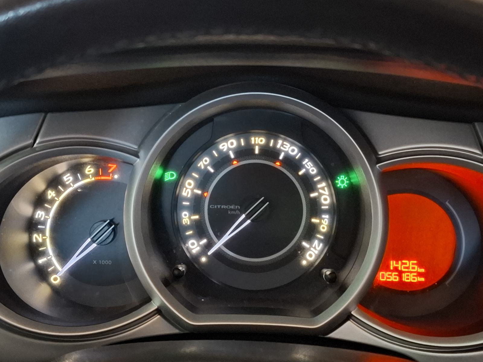 Citroën C3 1.4 i, 8v, SAMO 56000 KM, KAO NOV !, fotografija 10