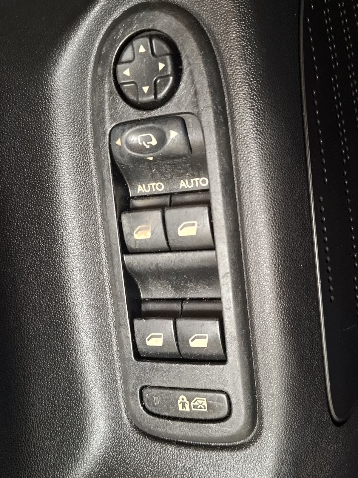 Citroën C3 1.4 i, 8v, SAMO 56000 KM, KAO NOV !, fotografija 12