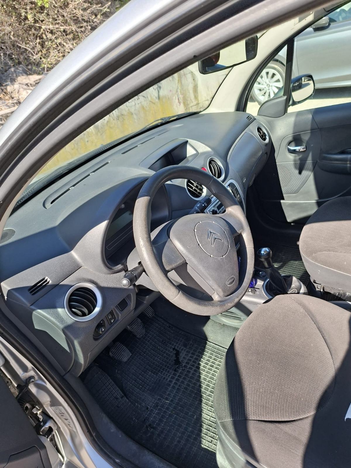 Citroën C3 1,4 HDi, reg 1 god, drugi vl, servisiran, fotografija 7