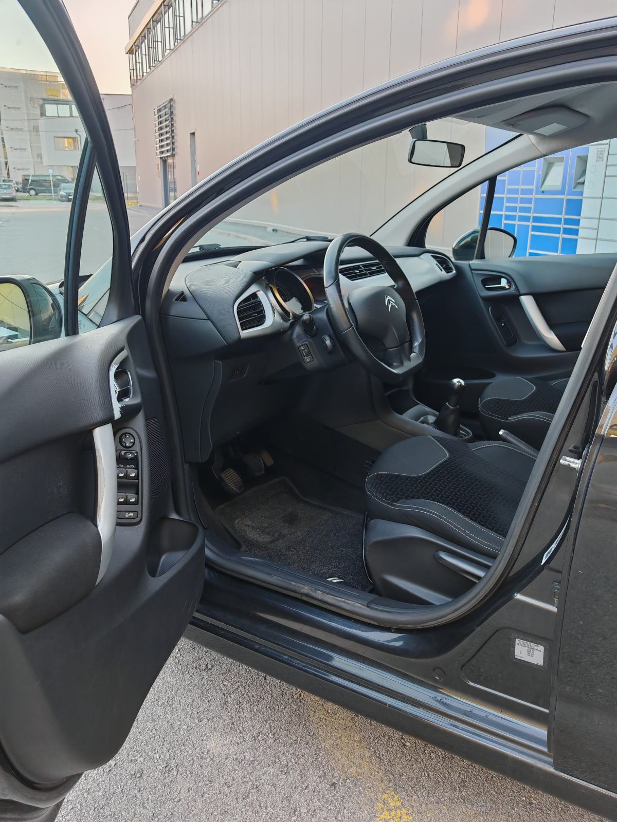 Citroën C3 1,4, fotografija 8