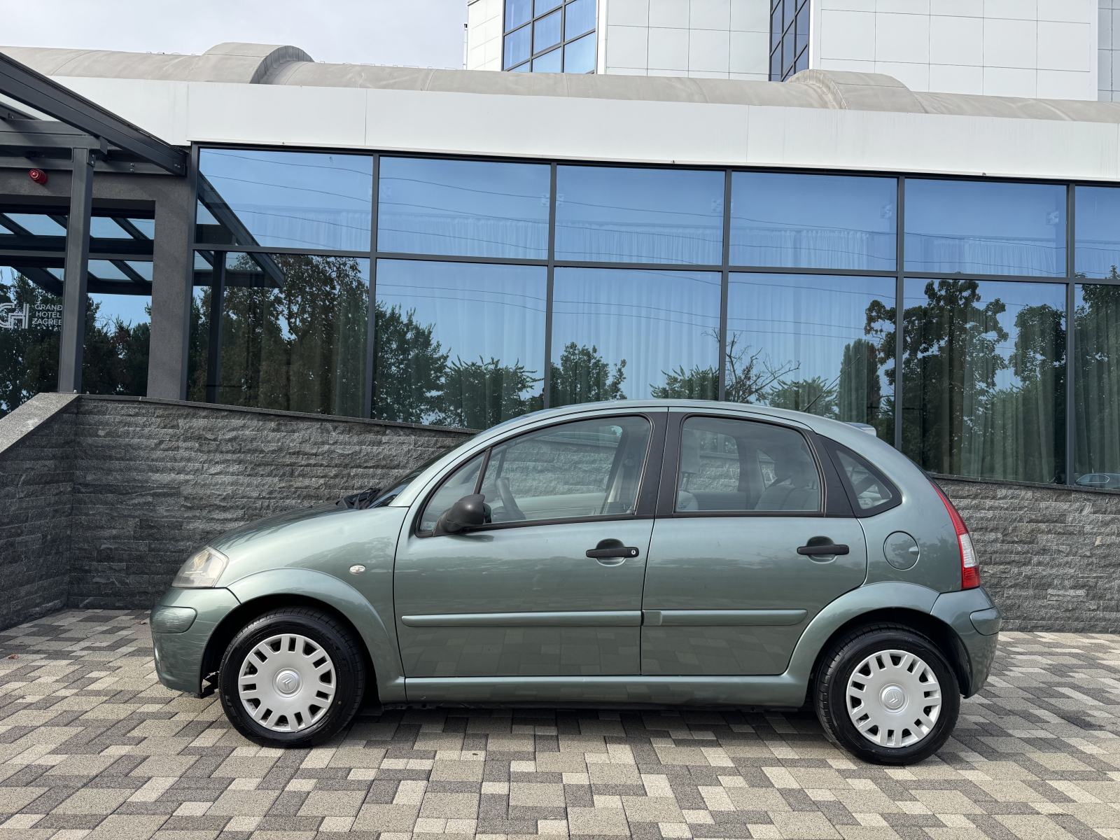 Citroën C3 1,6 - KLIMA - HR AUTO - PRVI VLASNIK - V SERVIS - PRILIKA !, fotografija 5