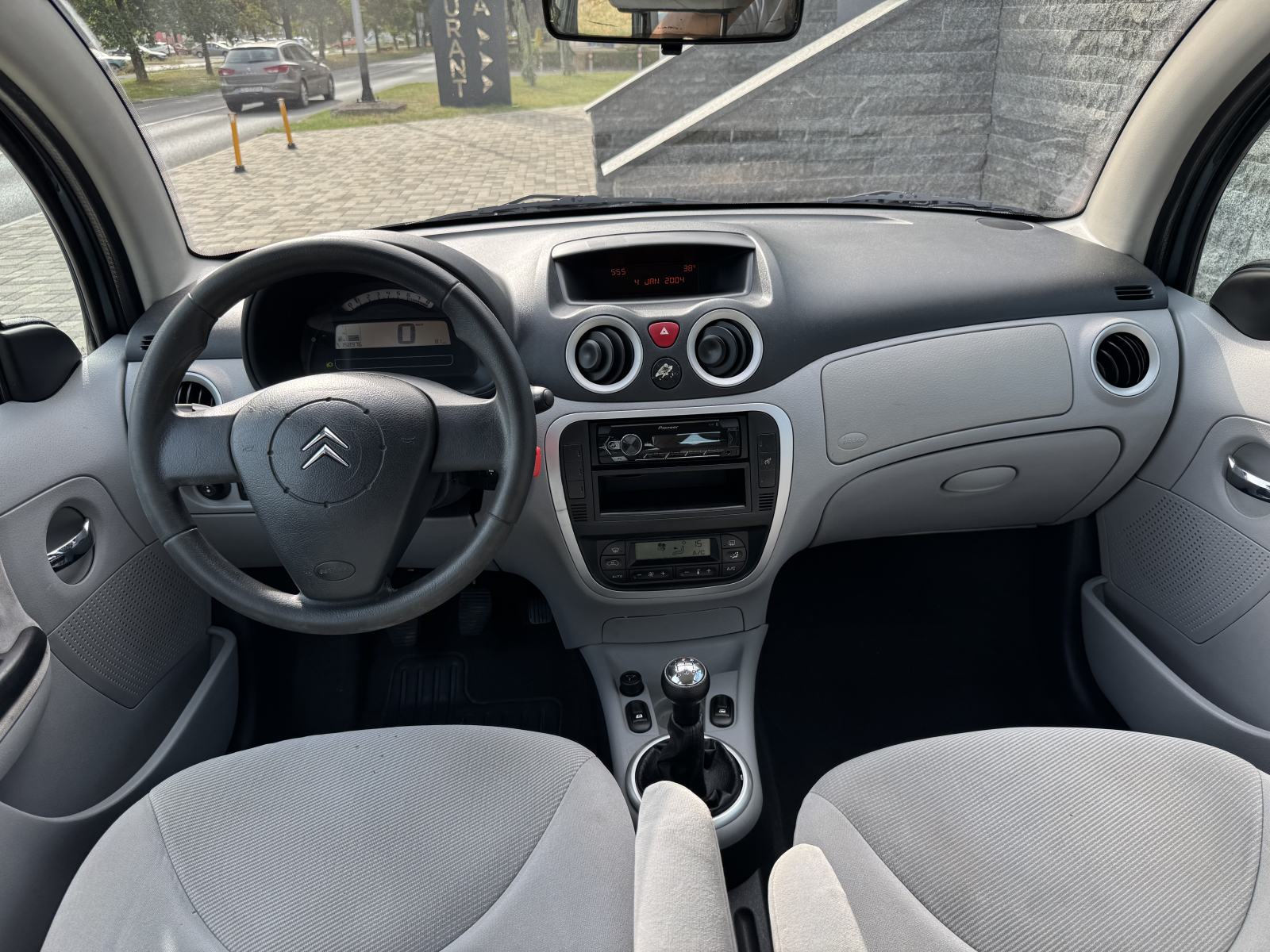 Citroën C3 1,6 - KLIMA - HR AUTO - PRVI VLASNIK - V SERVIS - PRILIKA !, fotografija 12