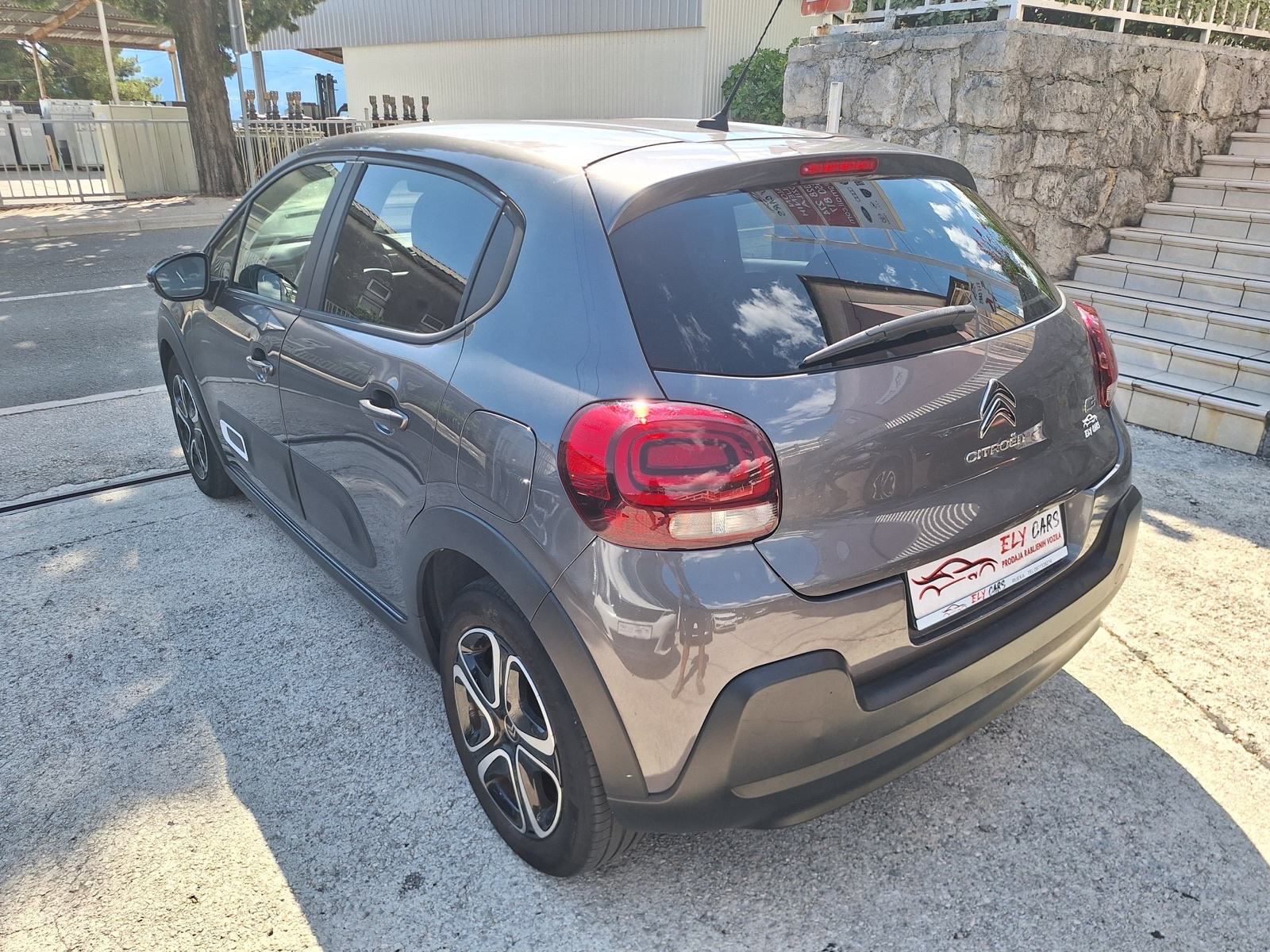 Citroën C3 1,5 BlueHDI 100 KS SKINE PACK/ u sustav pdv, fotografija 4