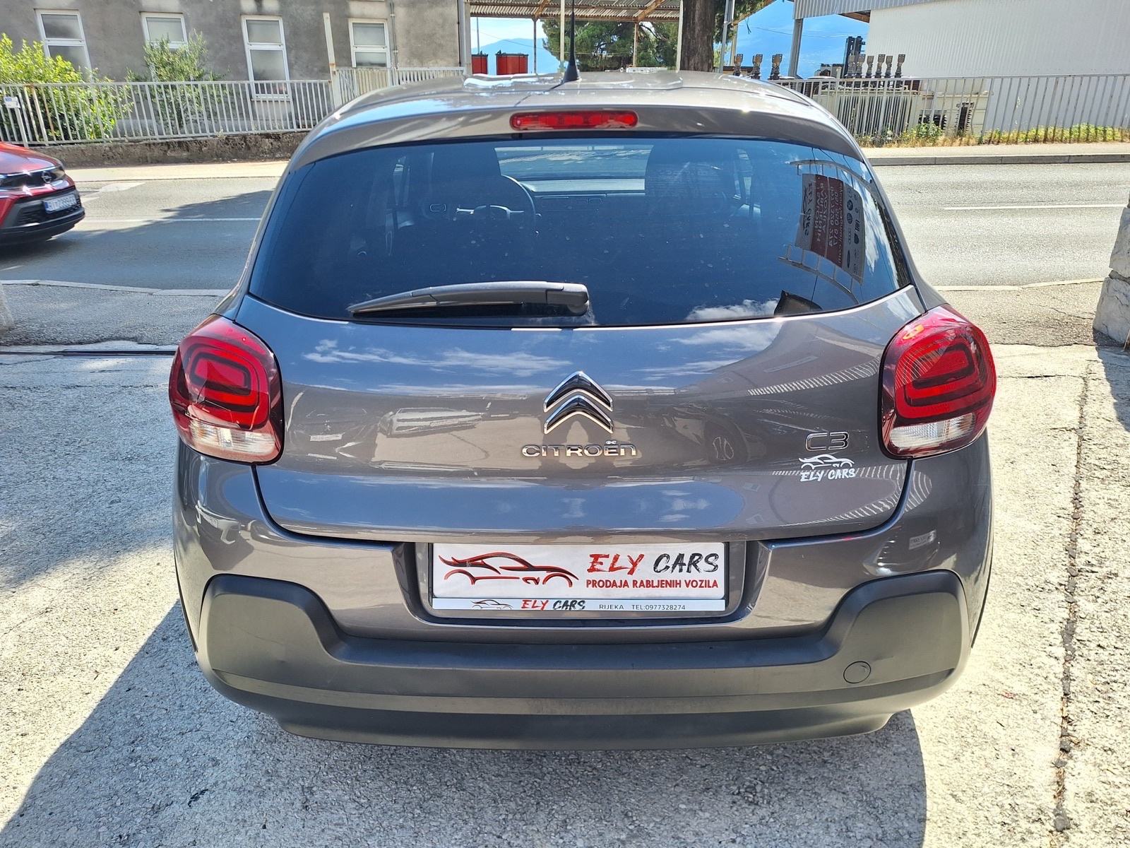 Citroën C3 1,5 BlueHDI 100 KS SKINE PACK/ u sustav pdv, fotografija 8