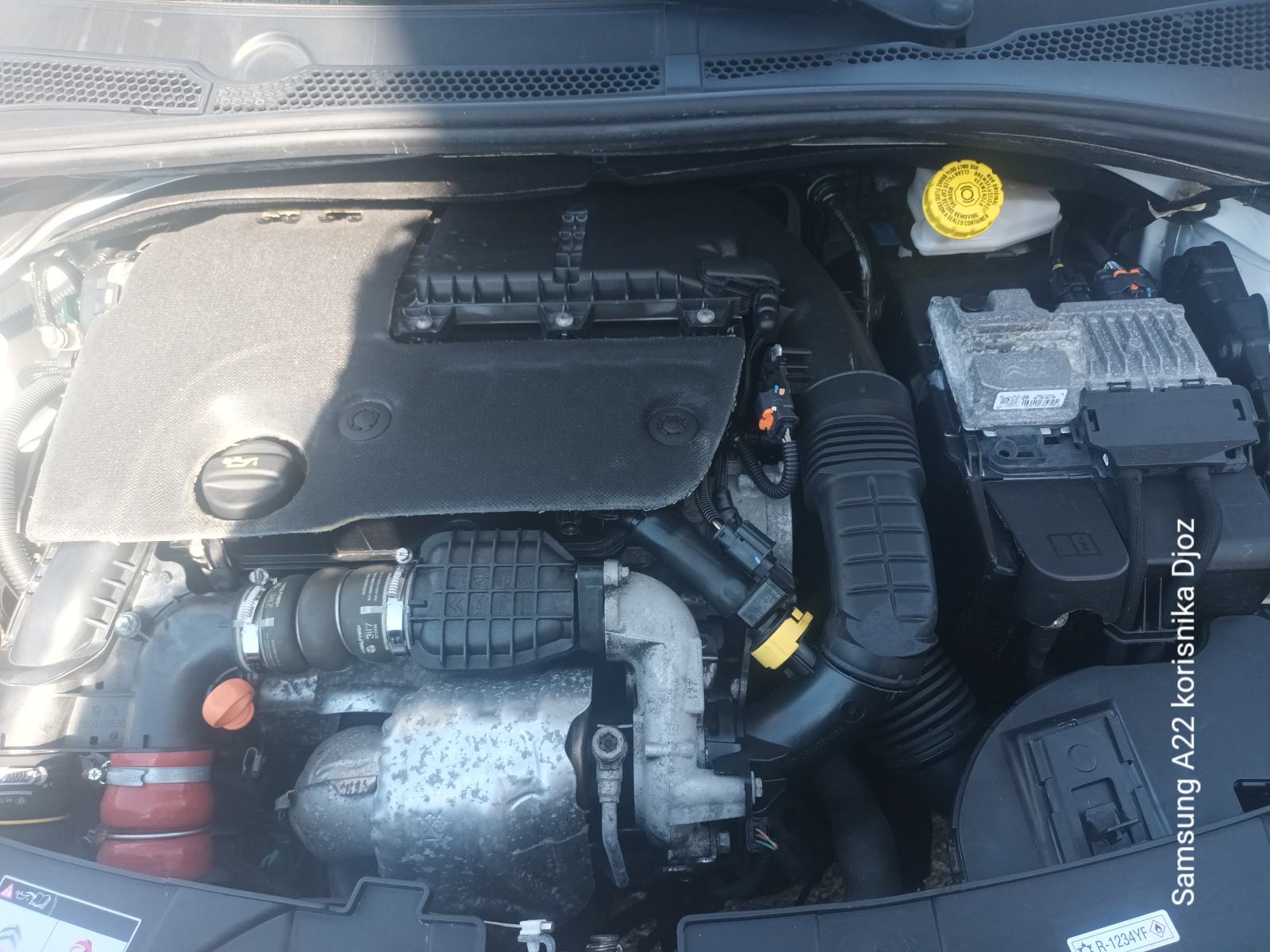 Citroën C3 1,6 BlueHDi 73kw 120000km.reg 1godinu,Navi,Kamere,alu, fotografija 11