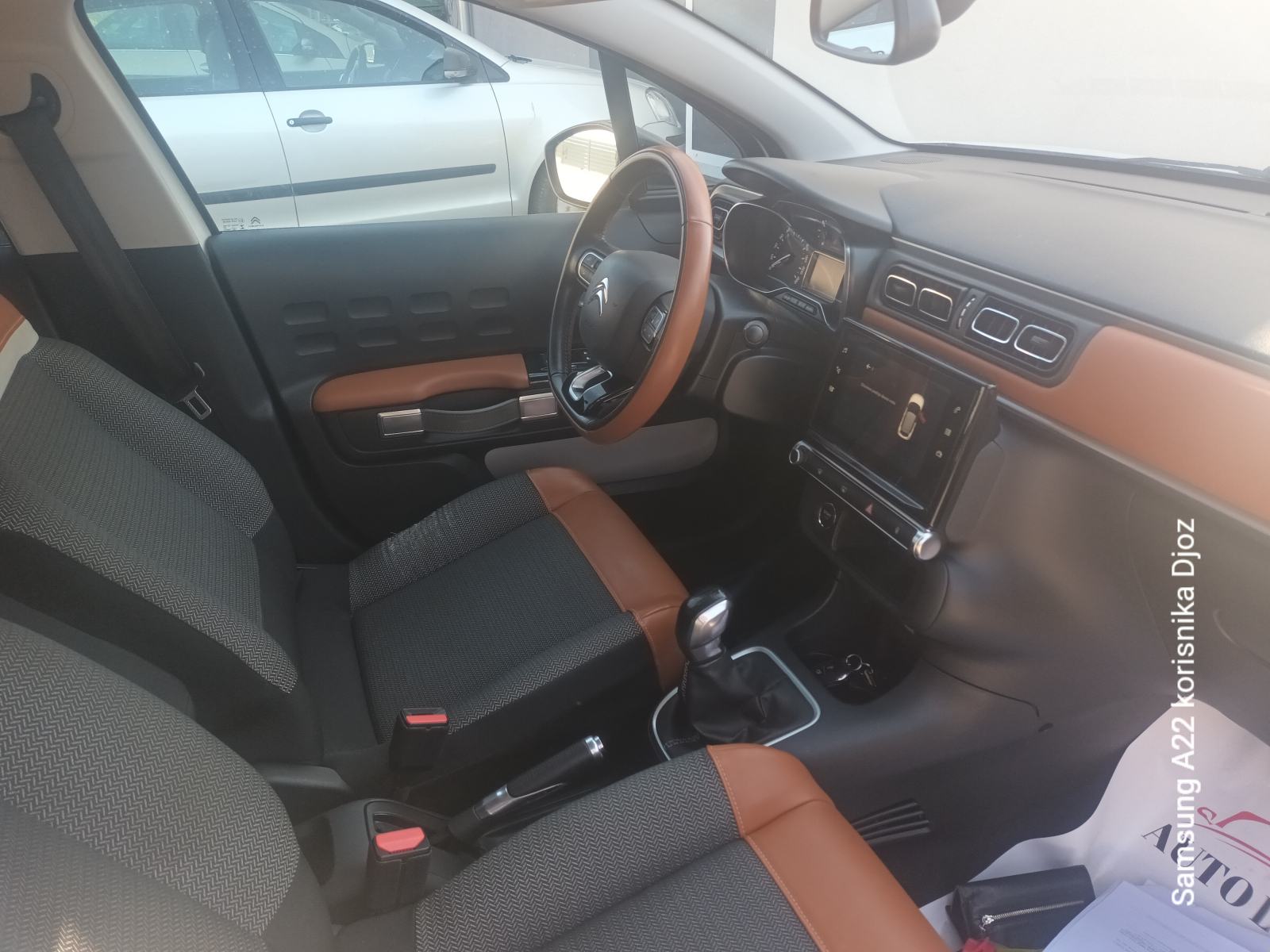 Citroën C3 1,6 BlueHDi 73kw 120000km.reg 1godinu,Navi,Kamere,alu, fotografija 12