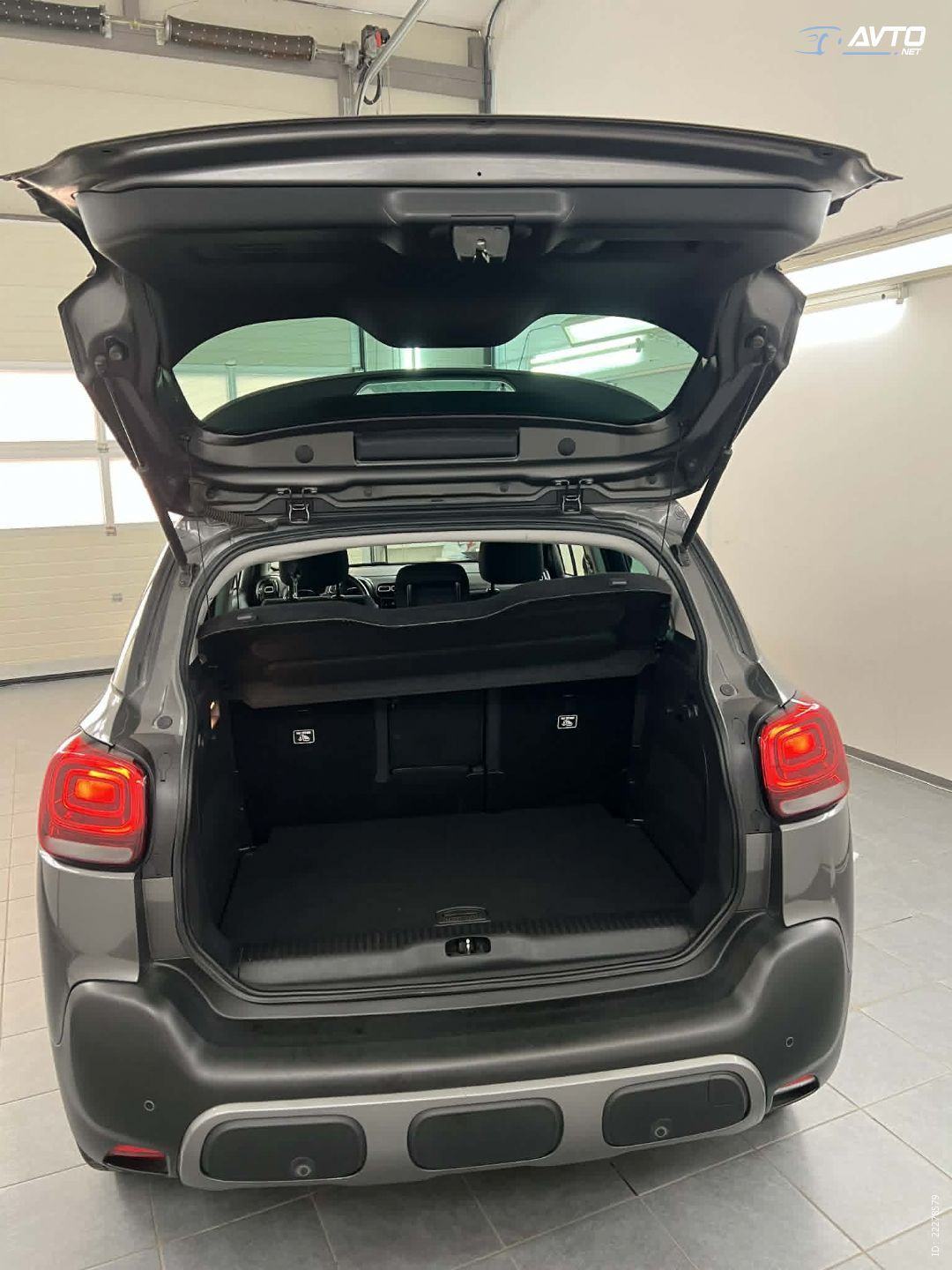 Citroën C3 Aircross 1,2 PureTech 81 KW, PDC, LED, SERVISNA KNJIGA, fotografija 17