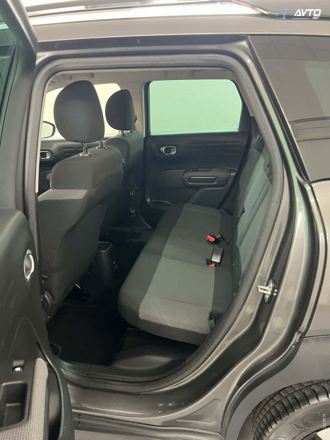 Citroën C3 Aircross 1,2 PureTech 81 KW, PDC, LED, SERVISNA KNJIGA, fotografija 15